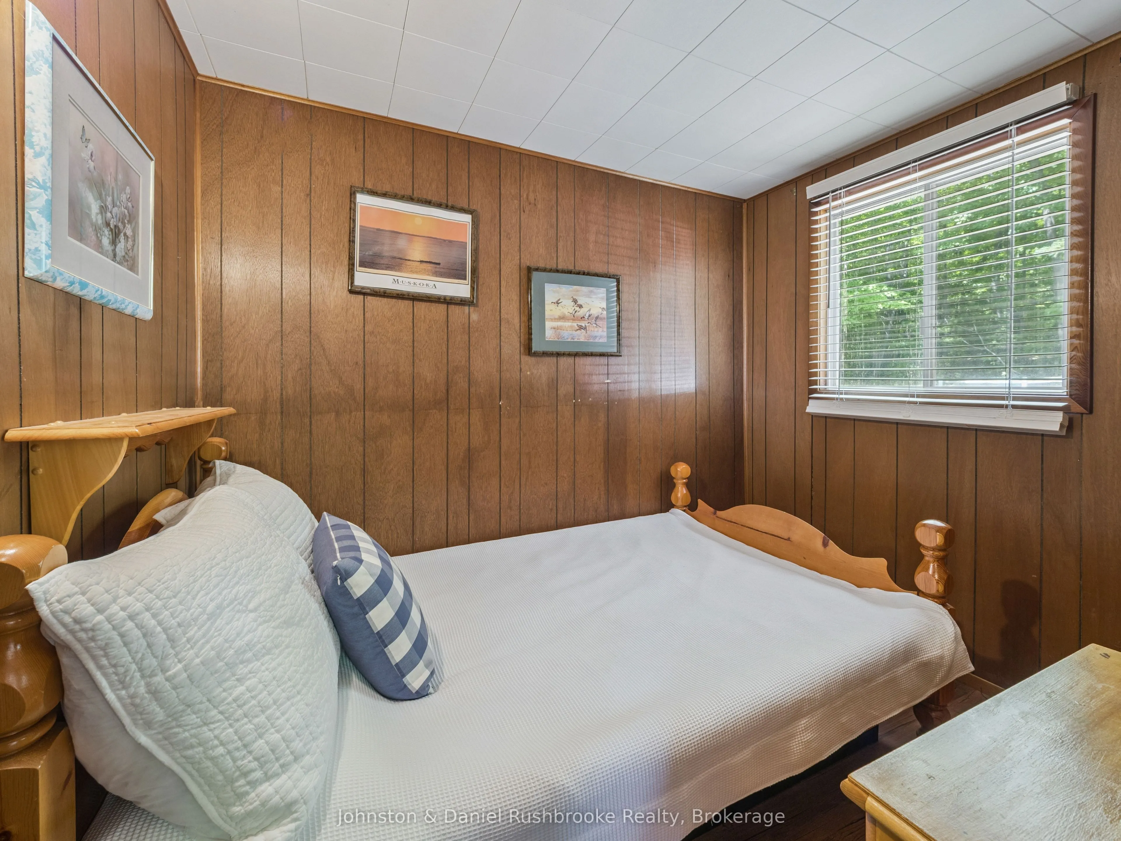 1102 Ridge Road, #4
