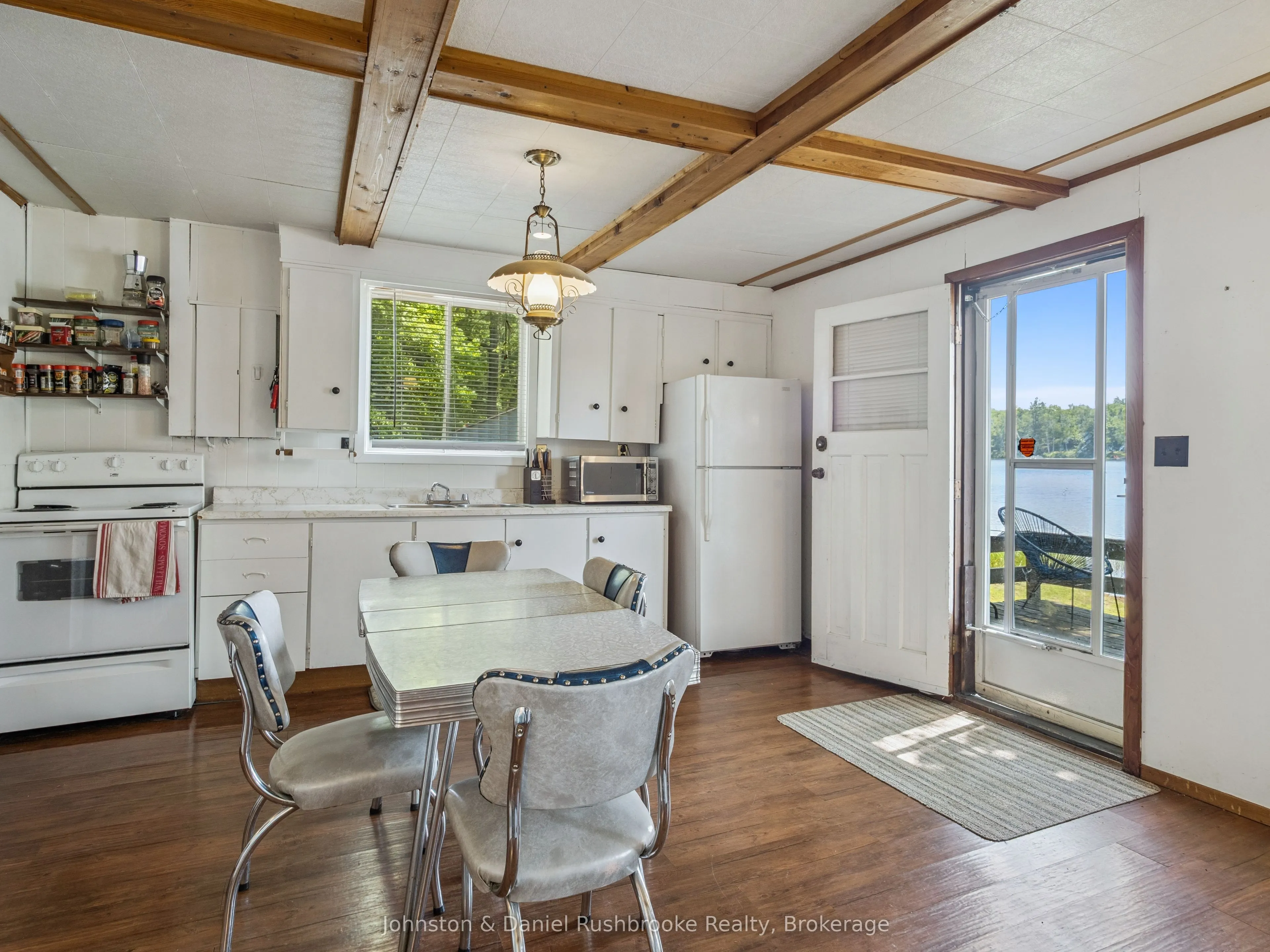 1102 Ridge Road, #4