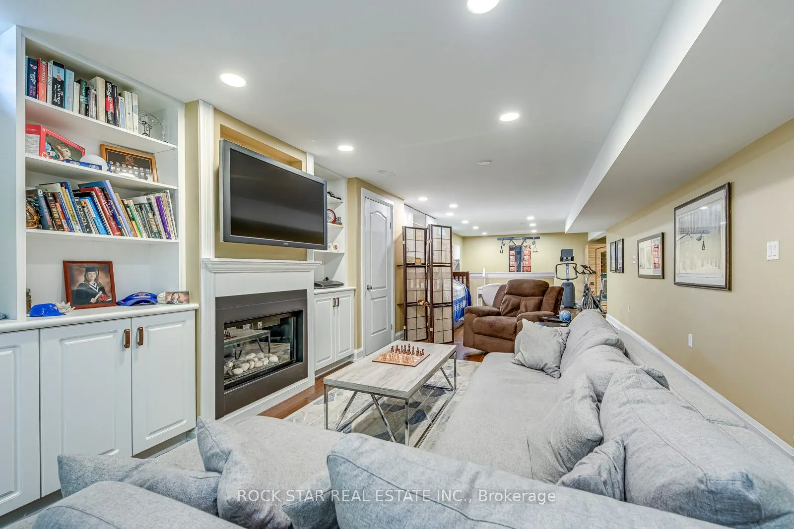515 North Service Road, #31
