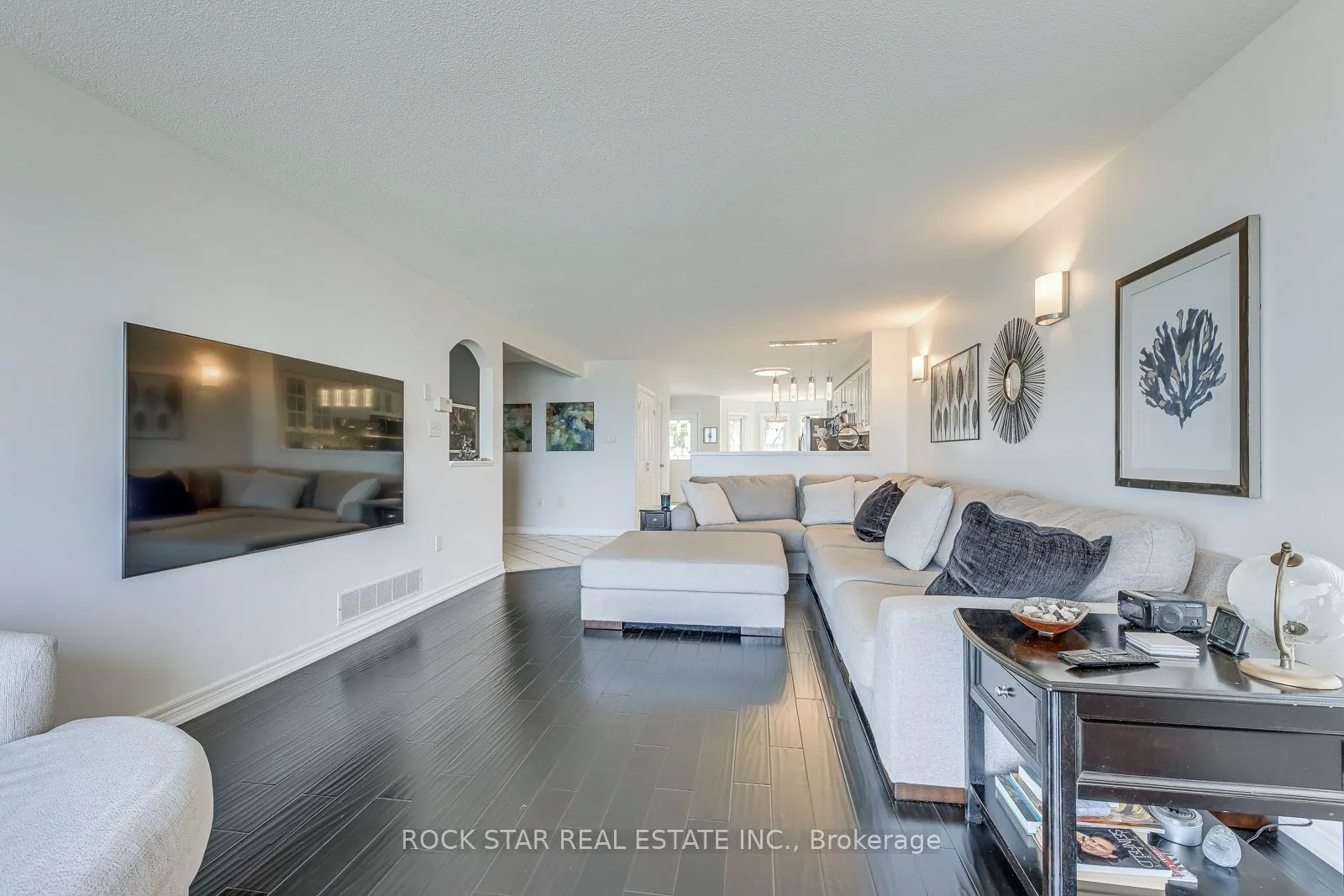 515 North Service Road, #31