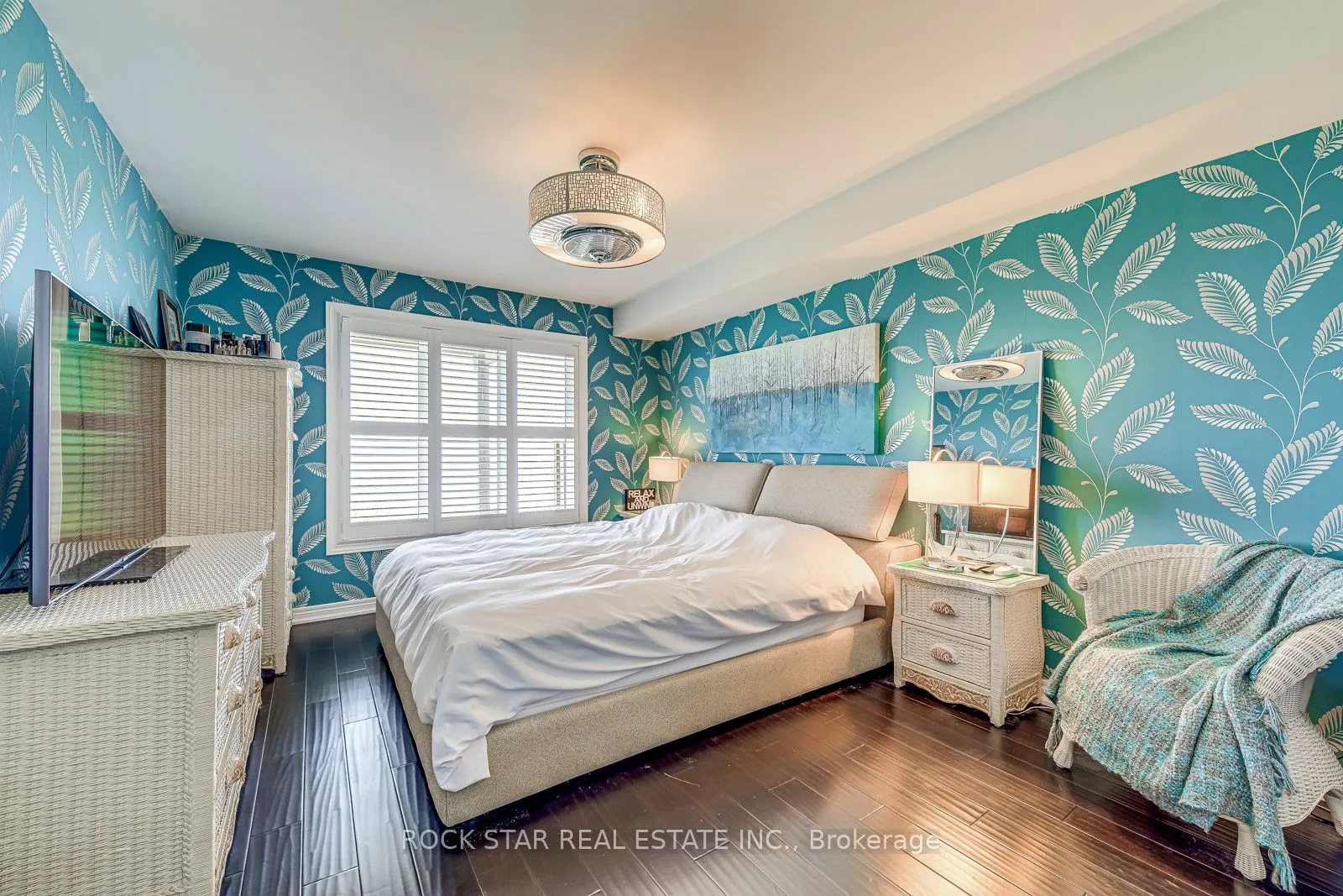 515 North Service Road, #31