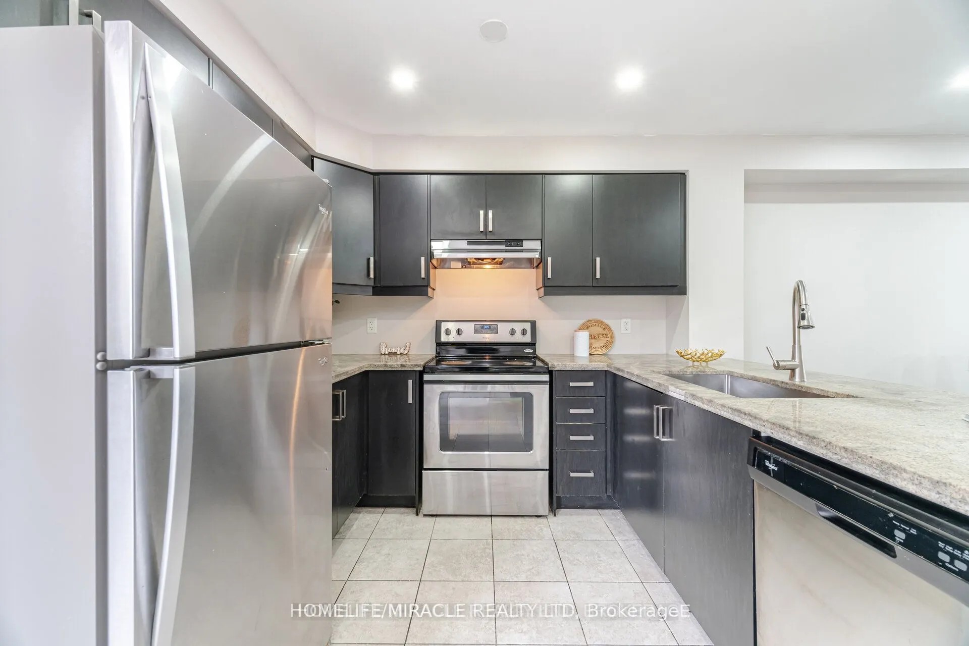 18 Kenridge Terrace