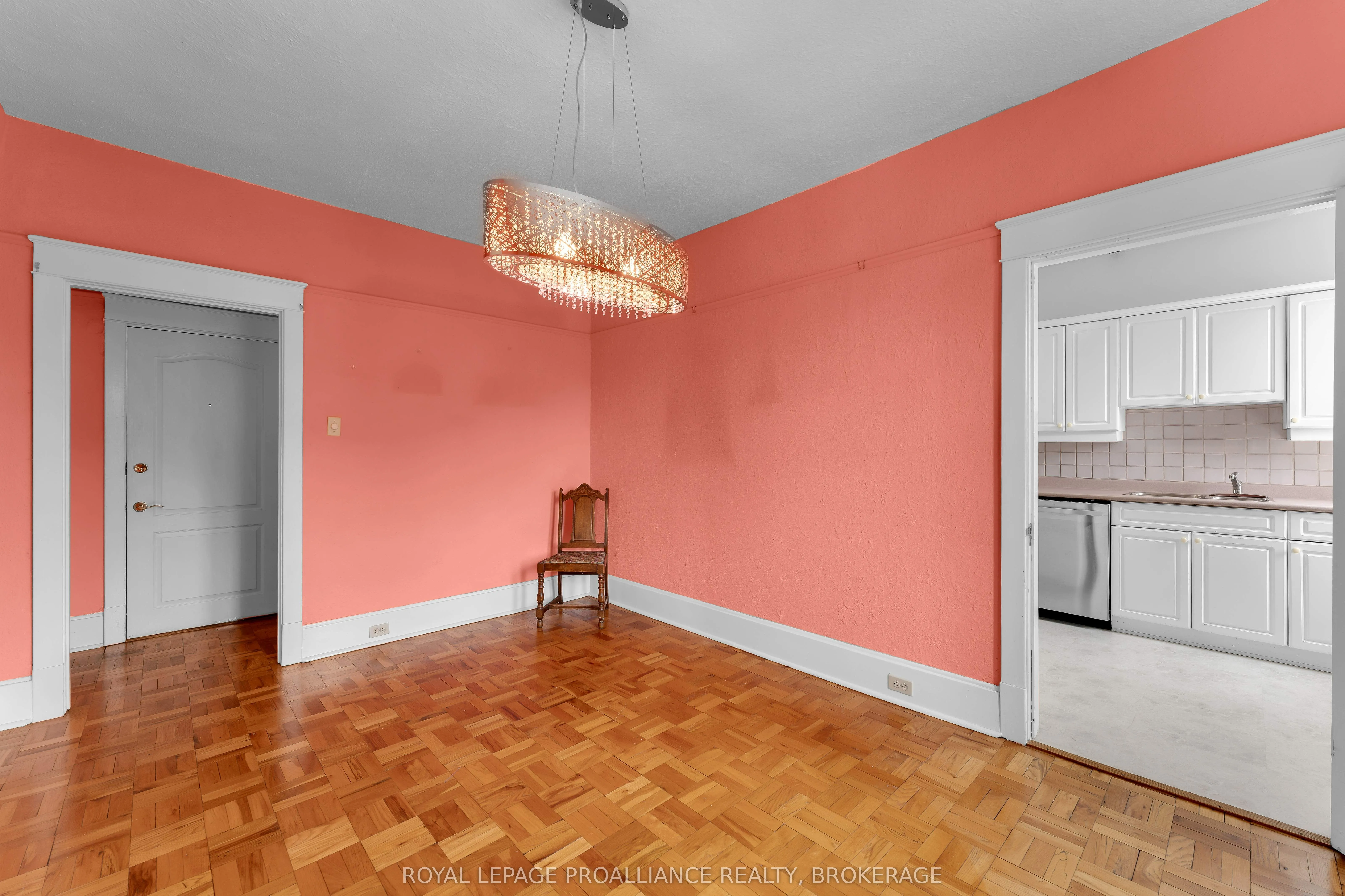 67 Sydenham Street, #302