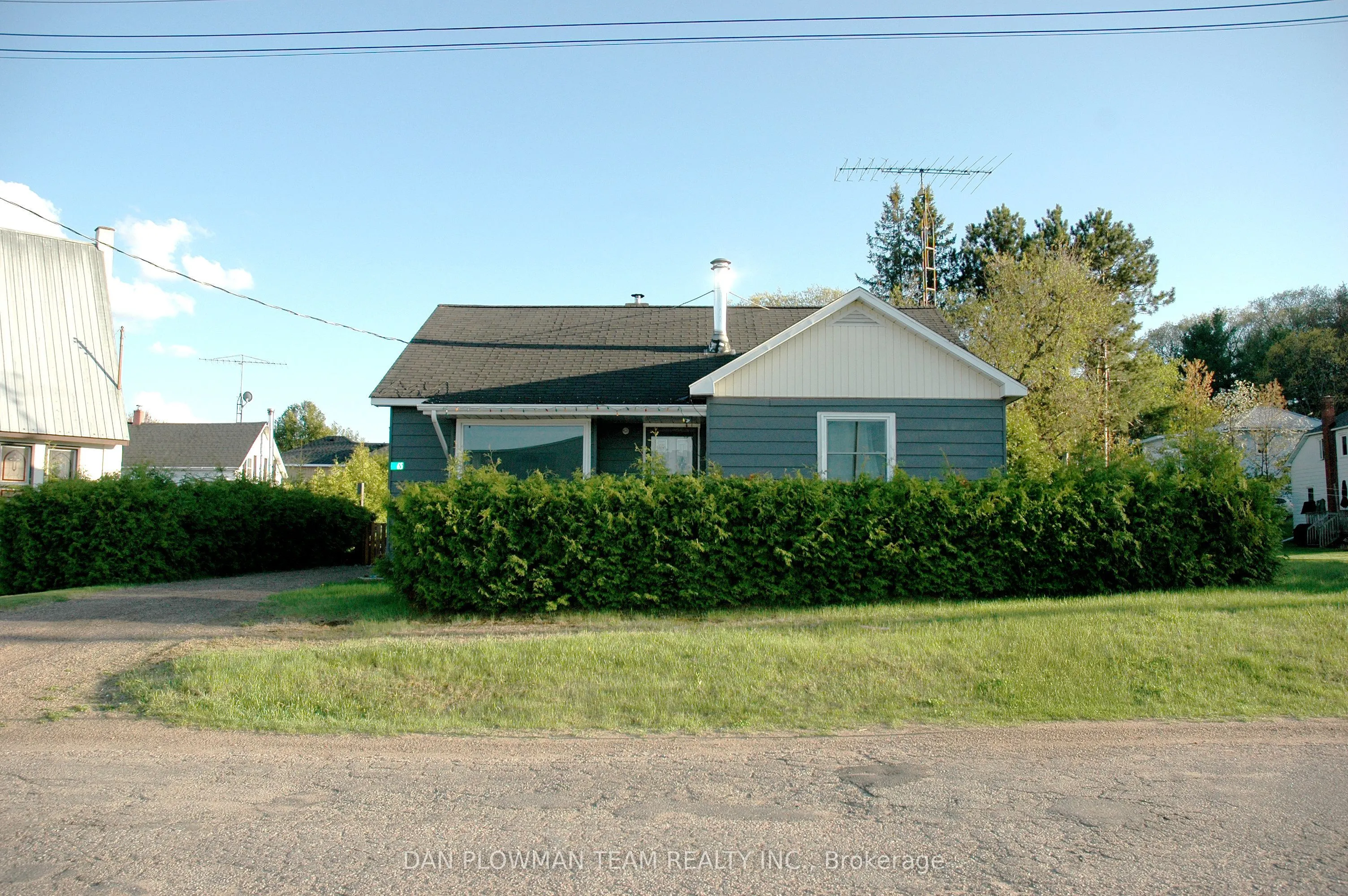 65 Inglis Street