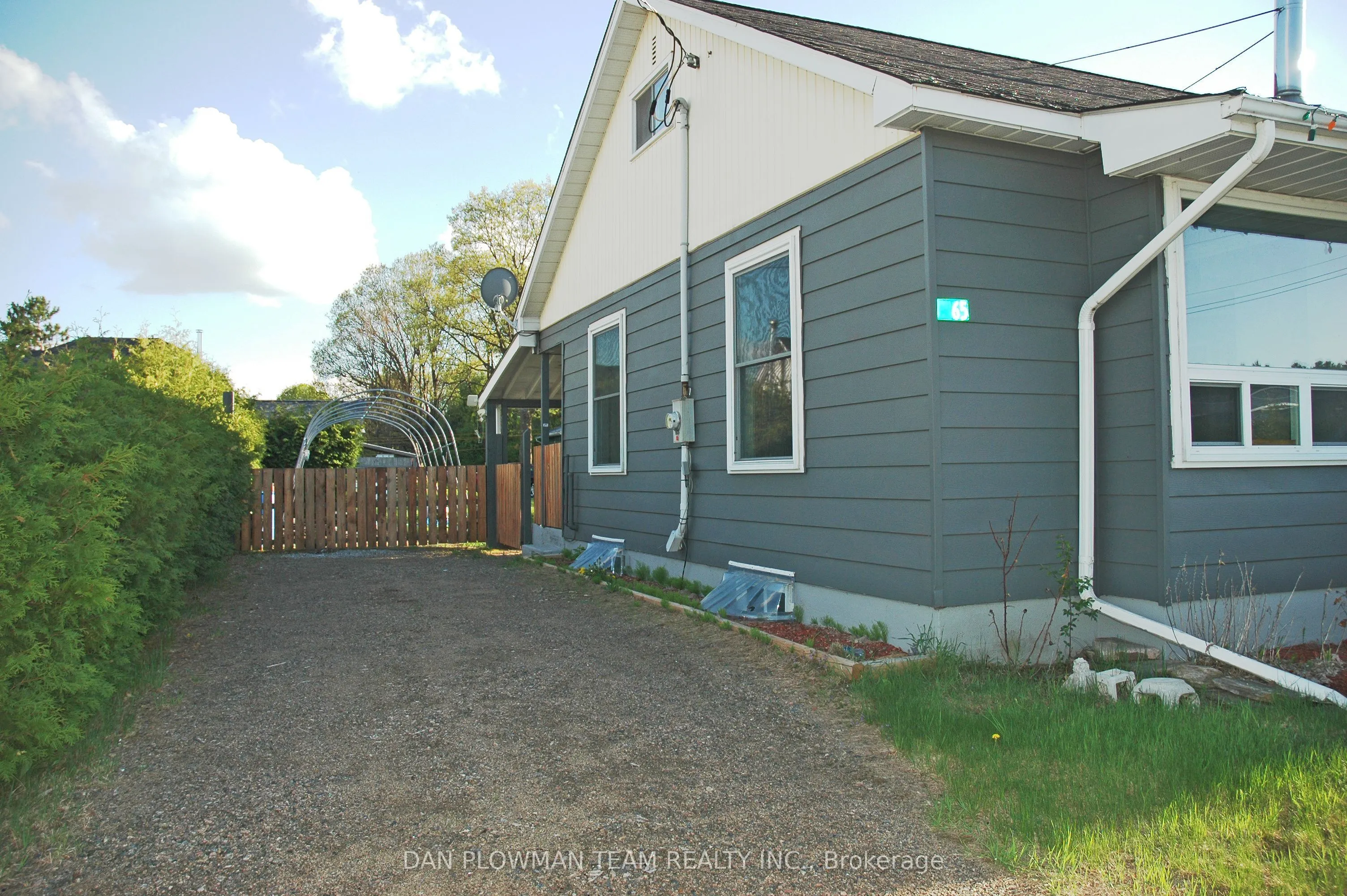65 Inglis Street