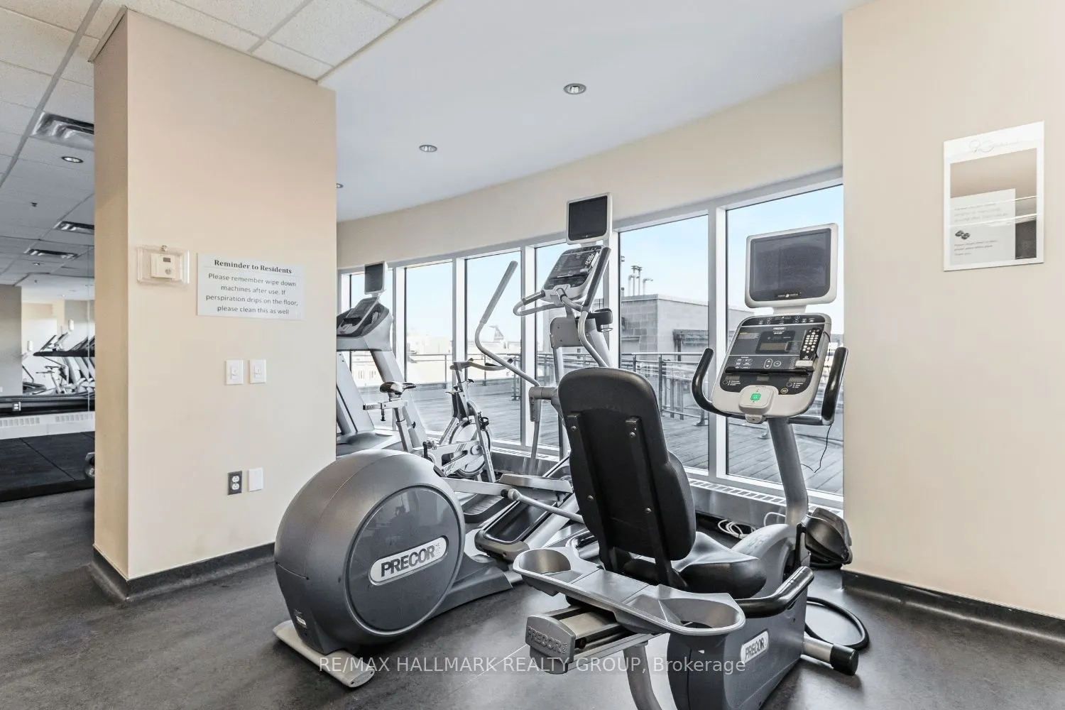 90 George Street, #1404