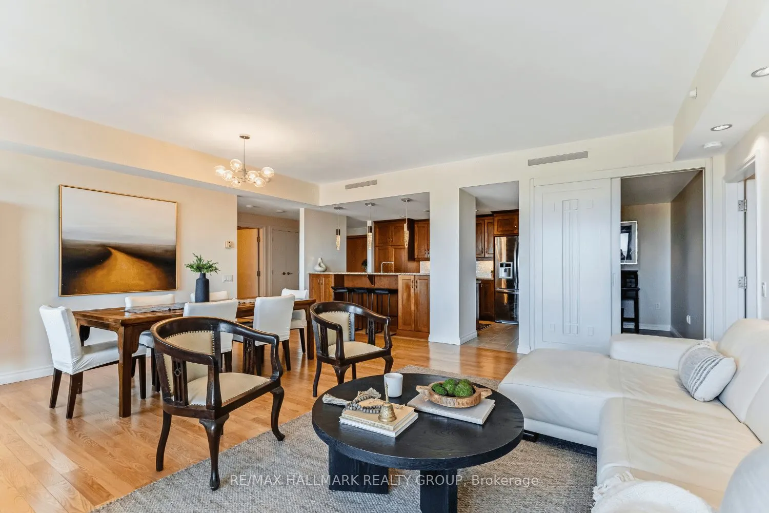 90 George Street, #1404