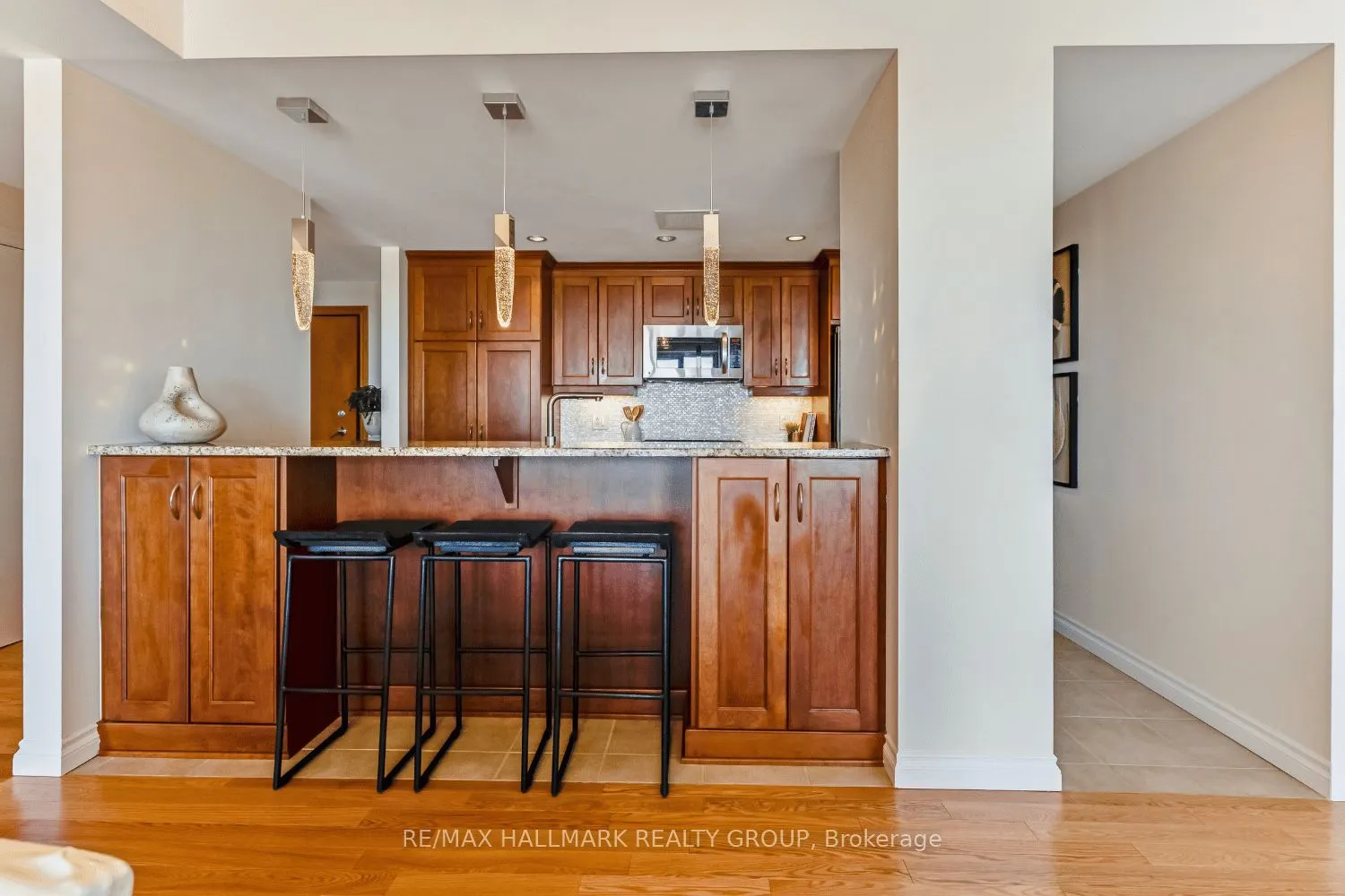 90 George Street, #1404