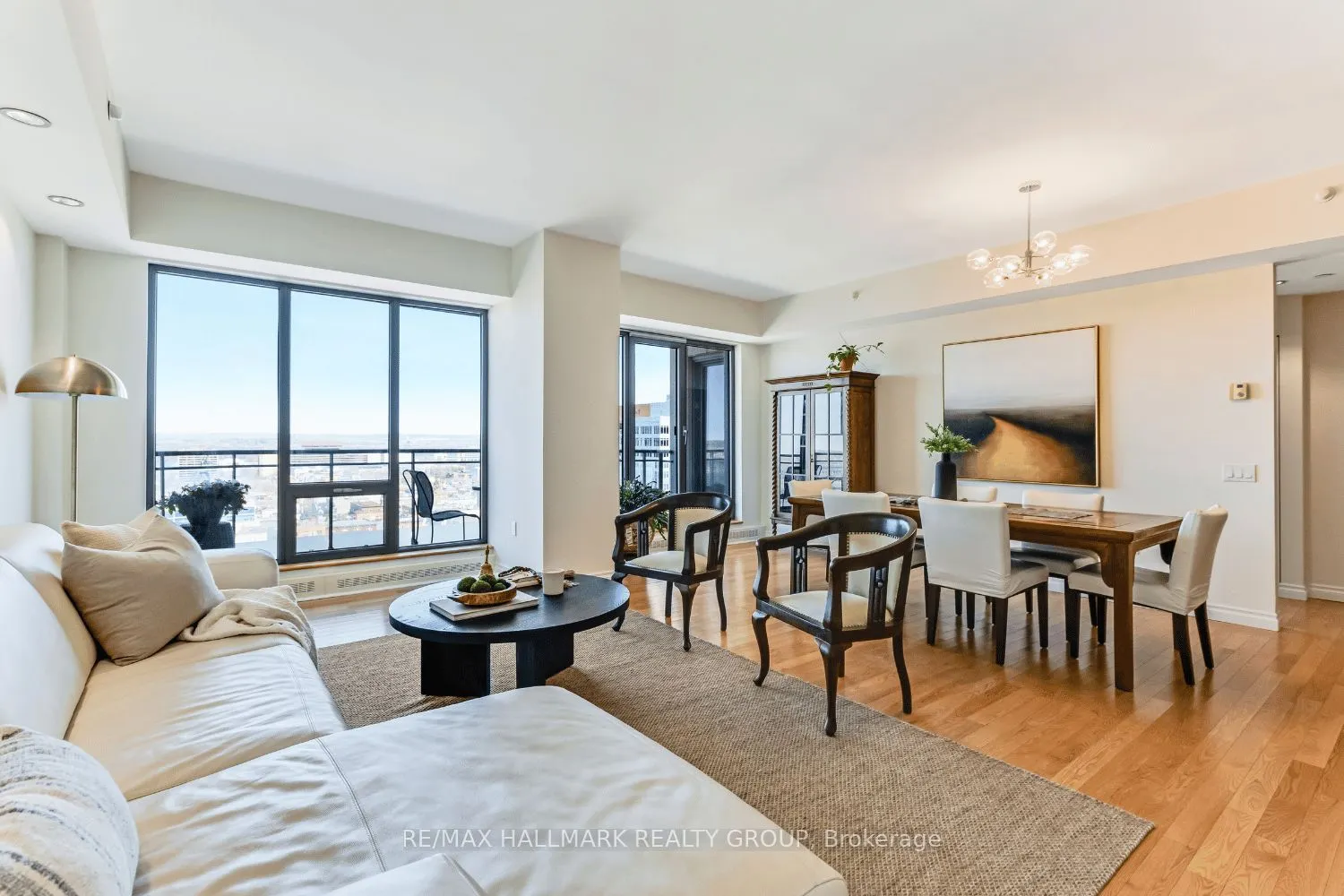 90 George Street, #1404