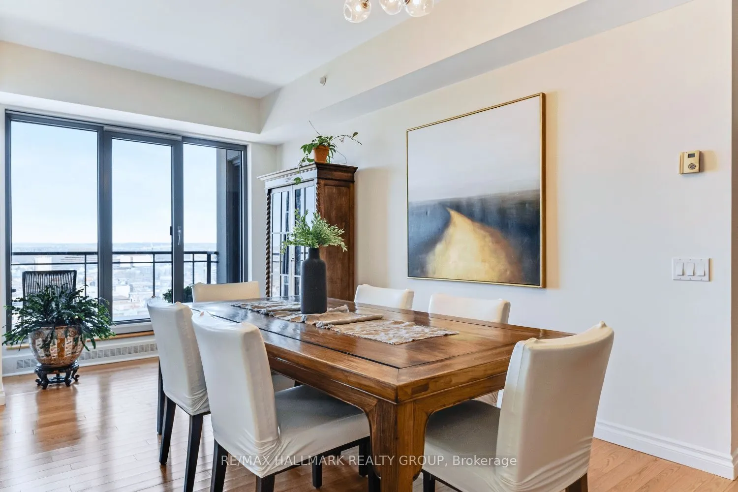 90 George Street, #1404