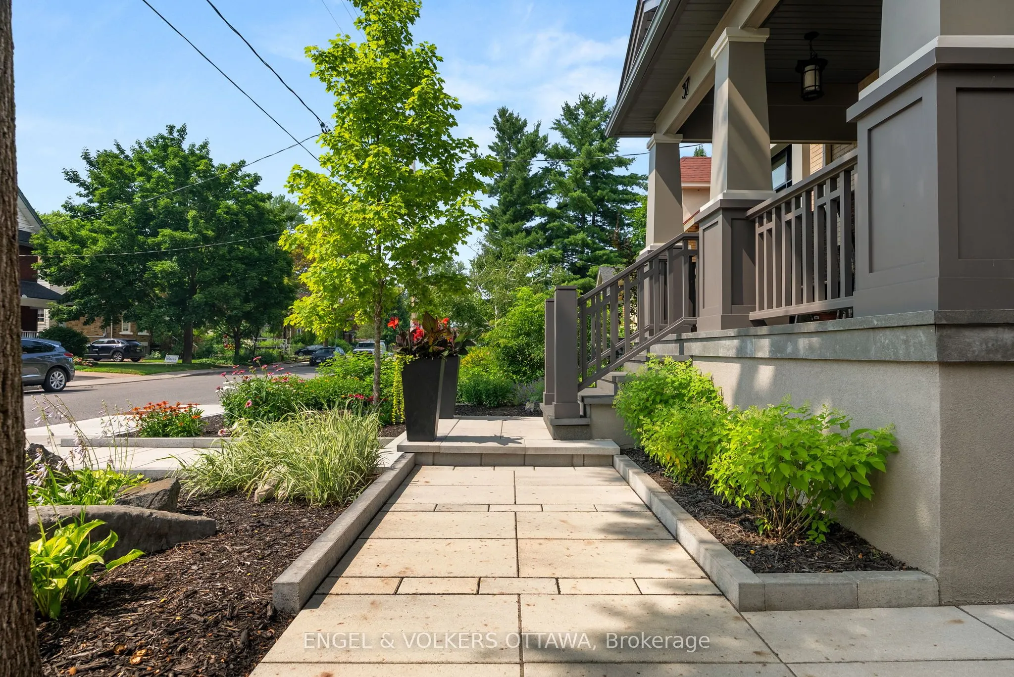 37 Clarendon Avenue