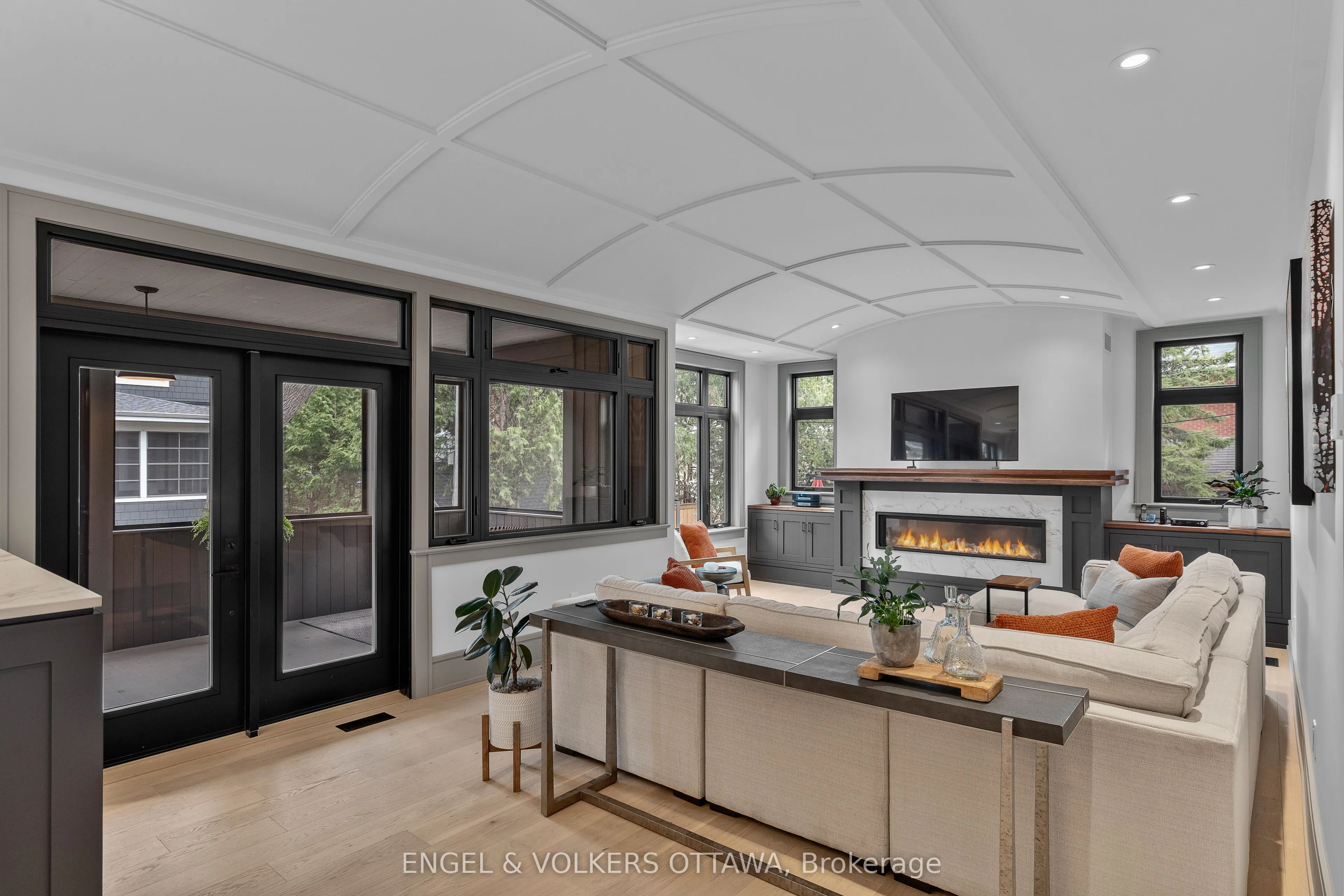 37 Clarendon Avenue