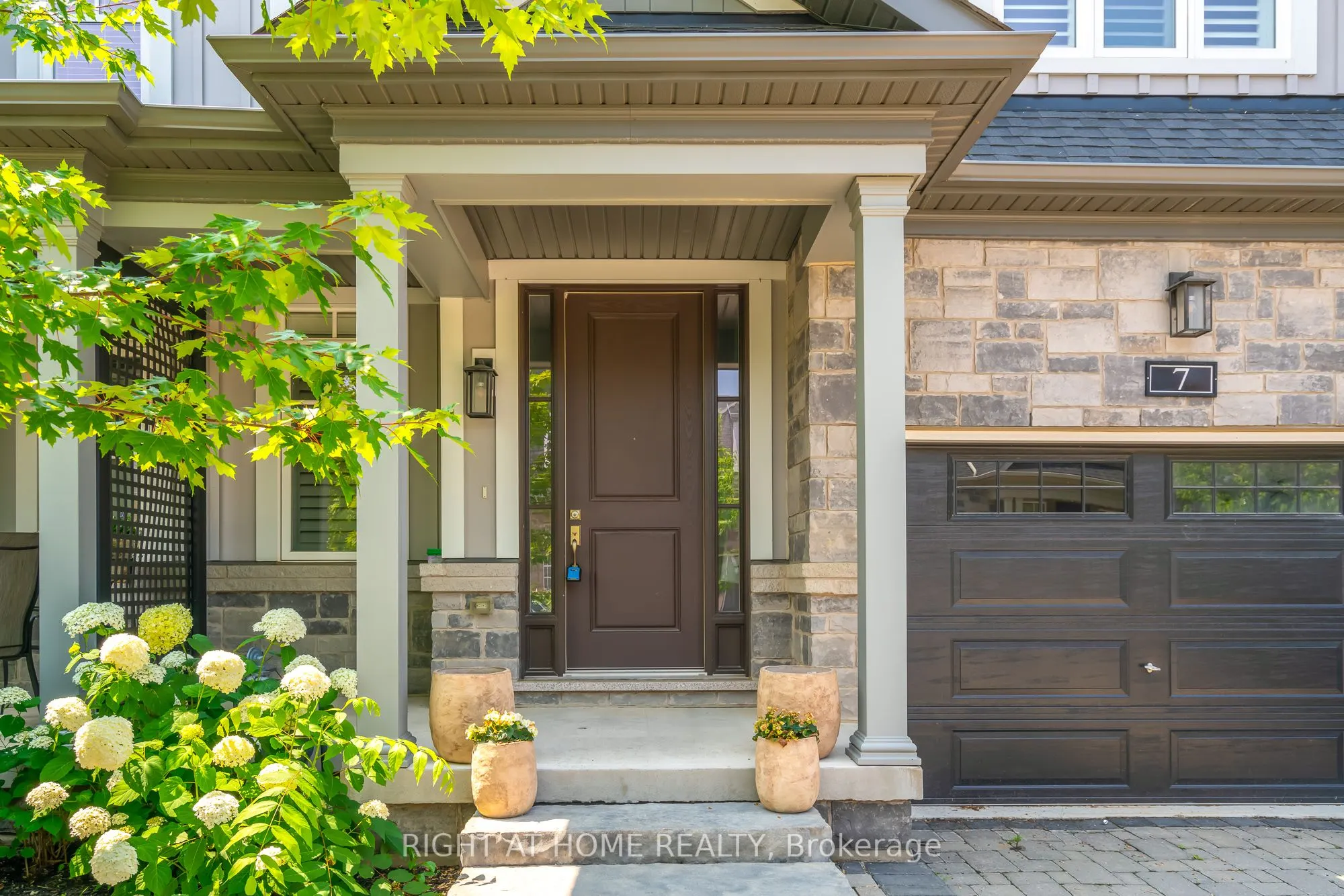 7 Windsor Circle