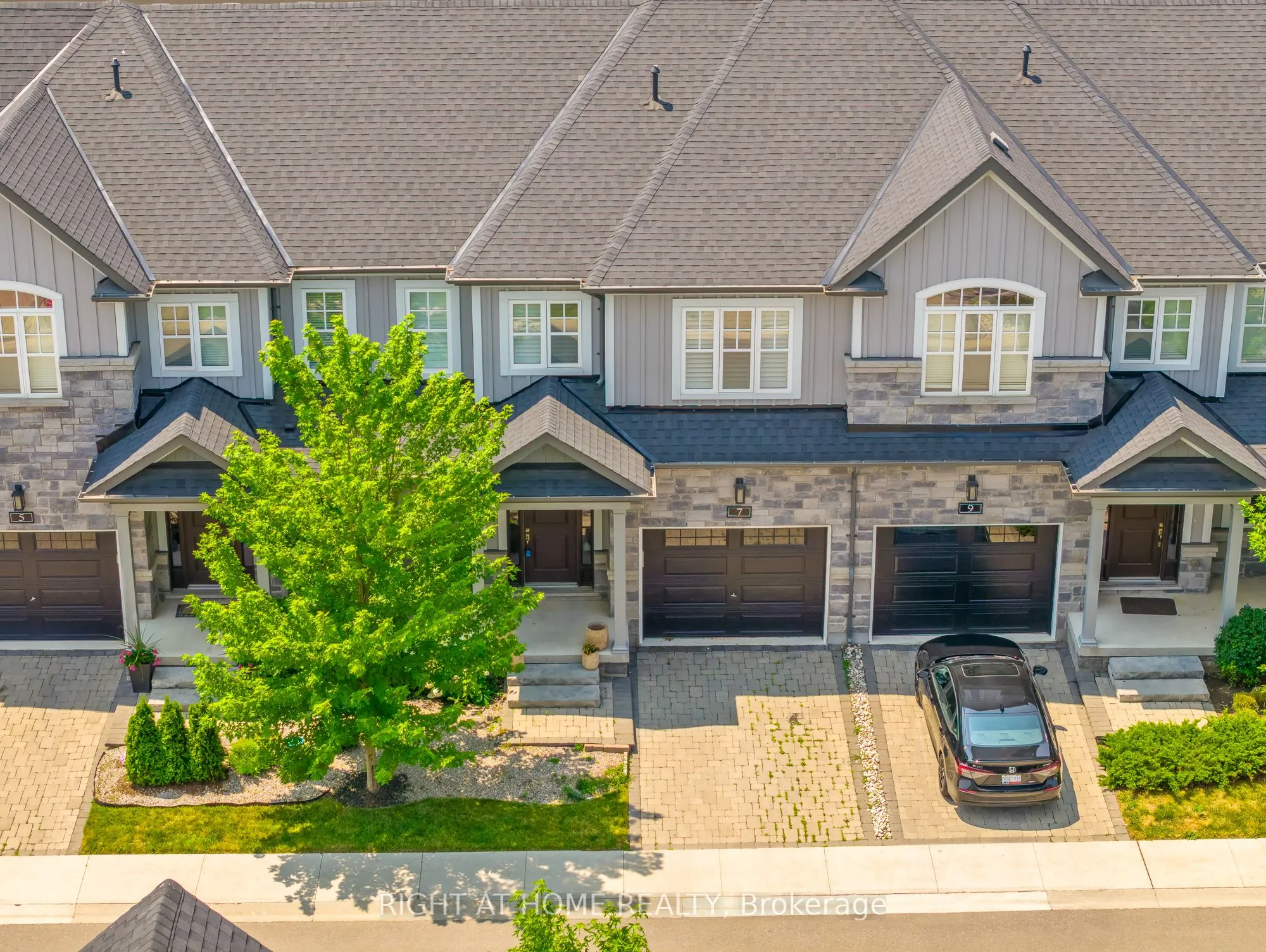 7 Windsor Circle