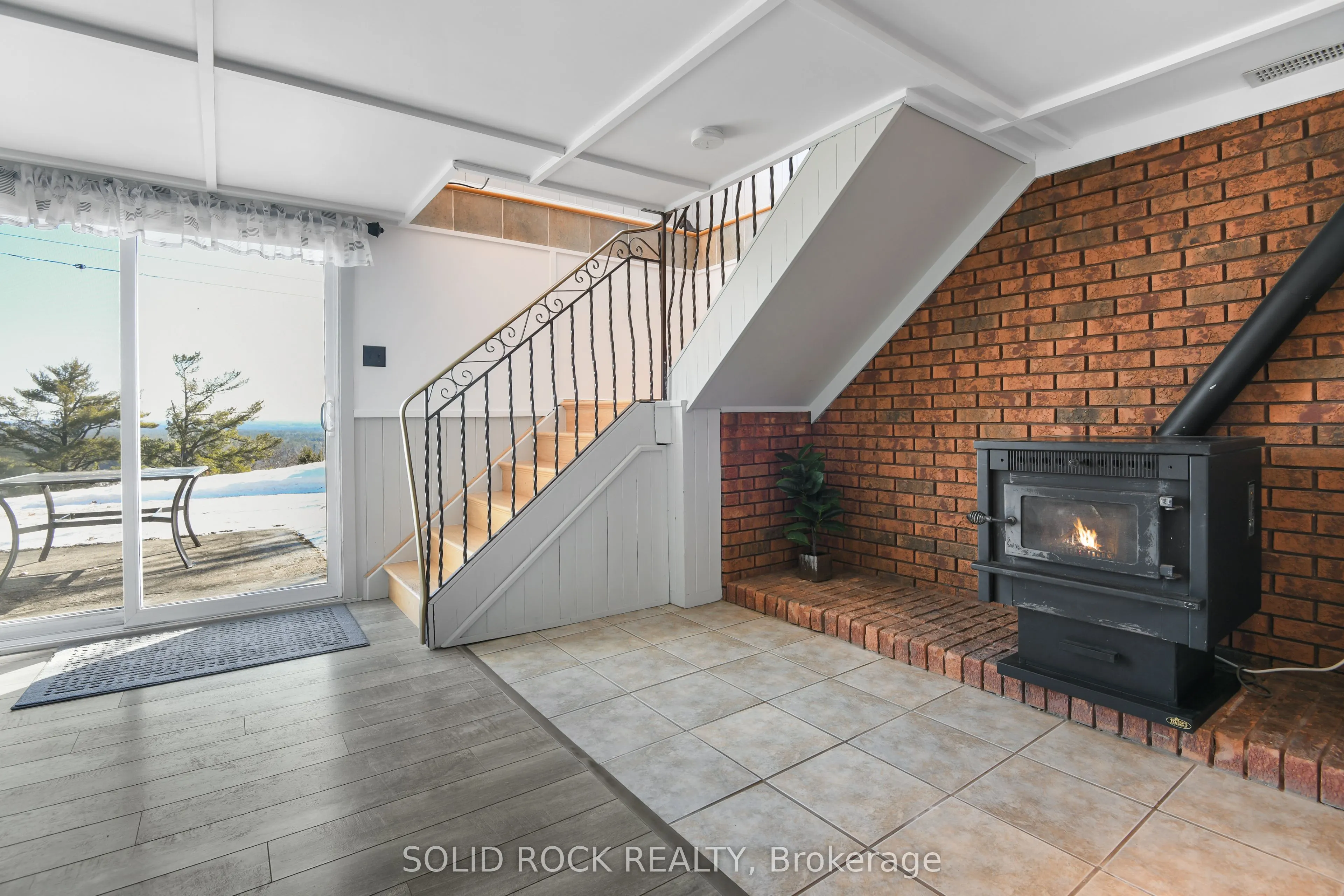834 STORYLAND Road