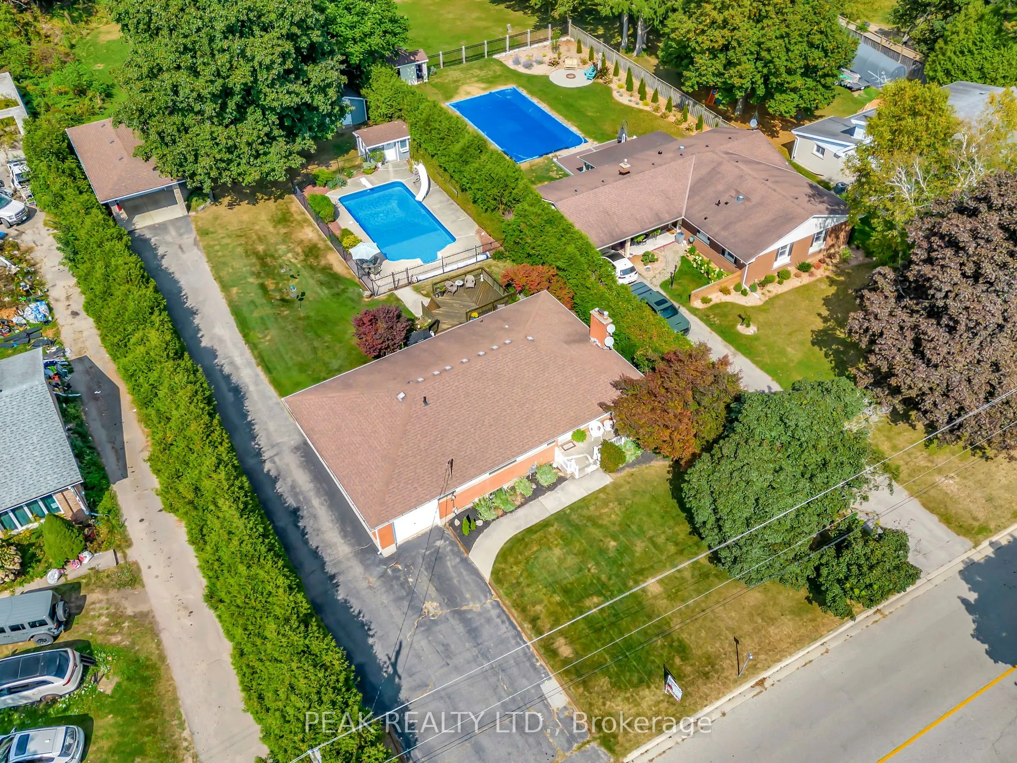 54 Paris Links Road