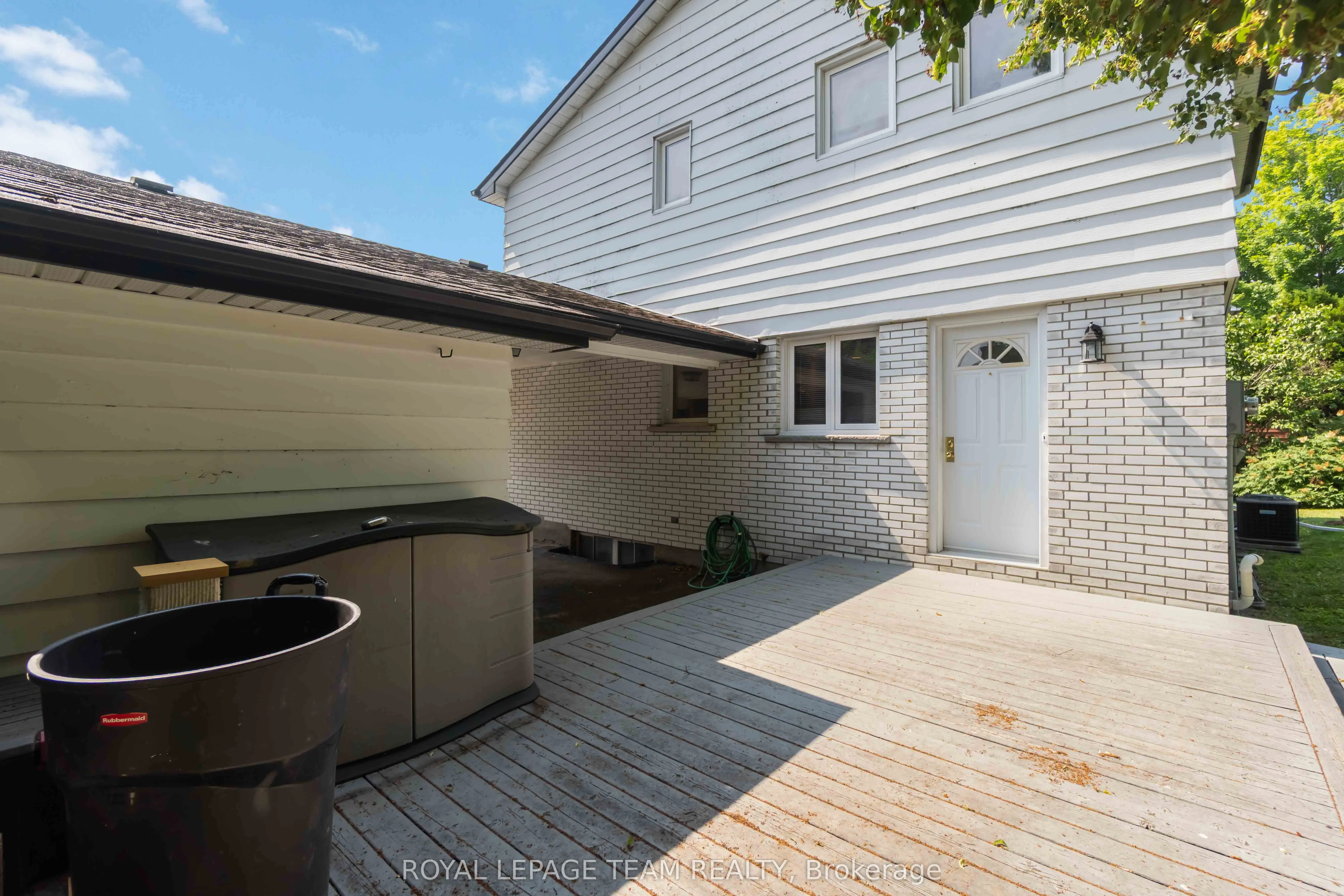 207 Curry Street