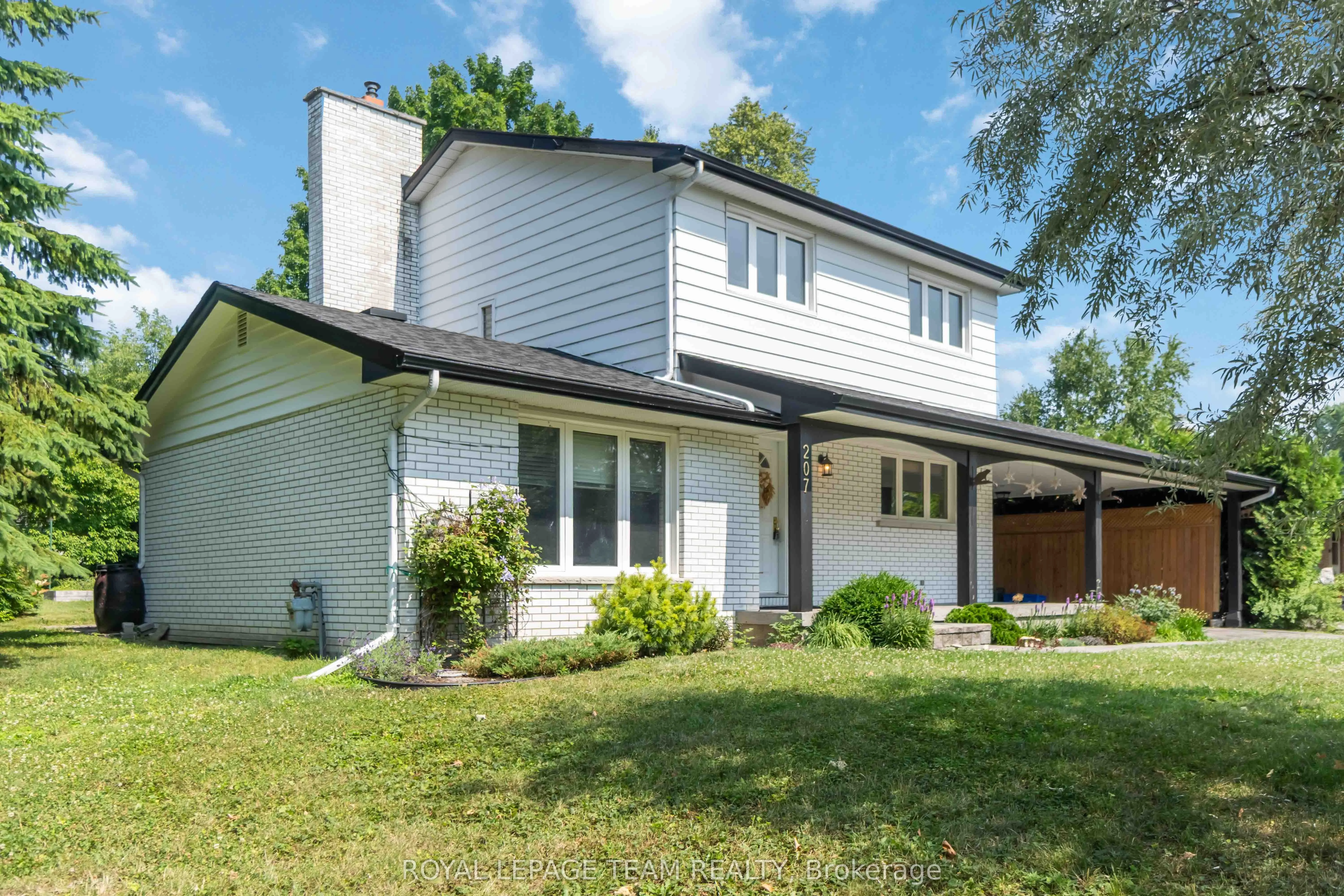 207 Curry Street