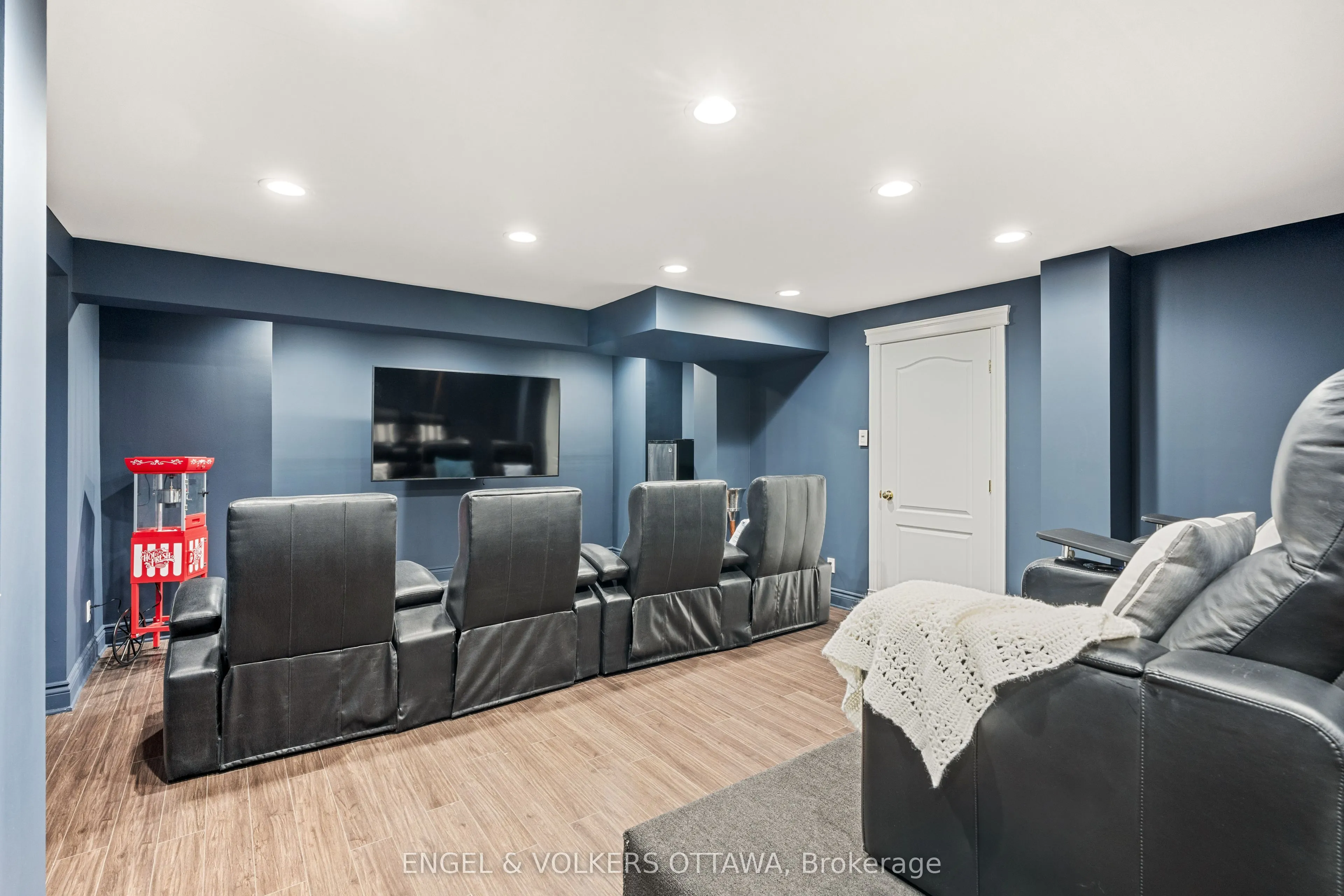 1412 HOUSTON Crescent