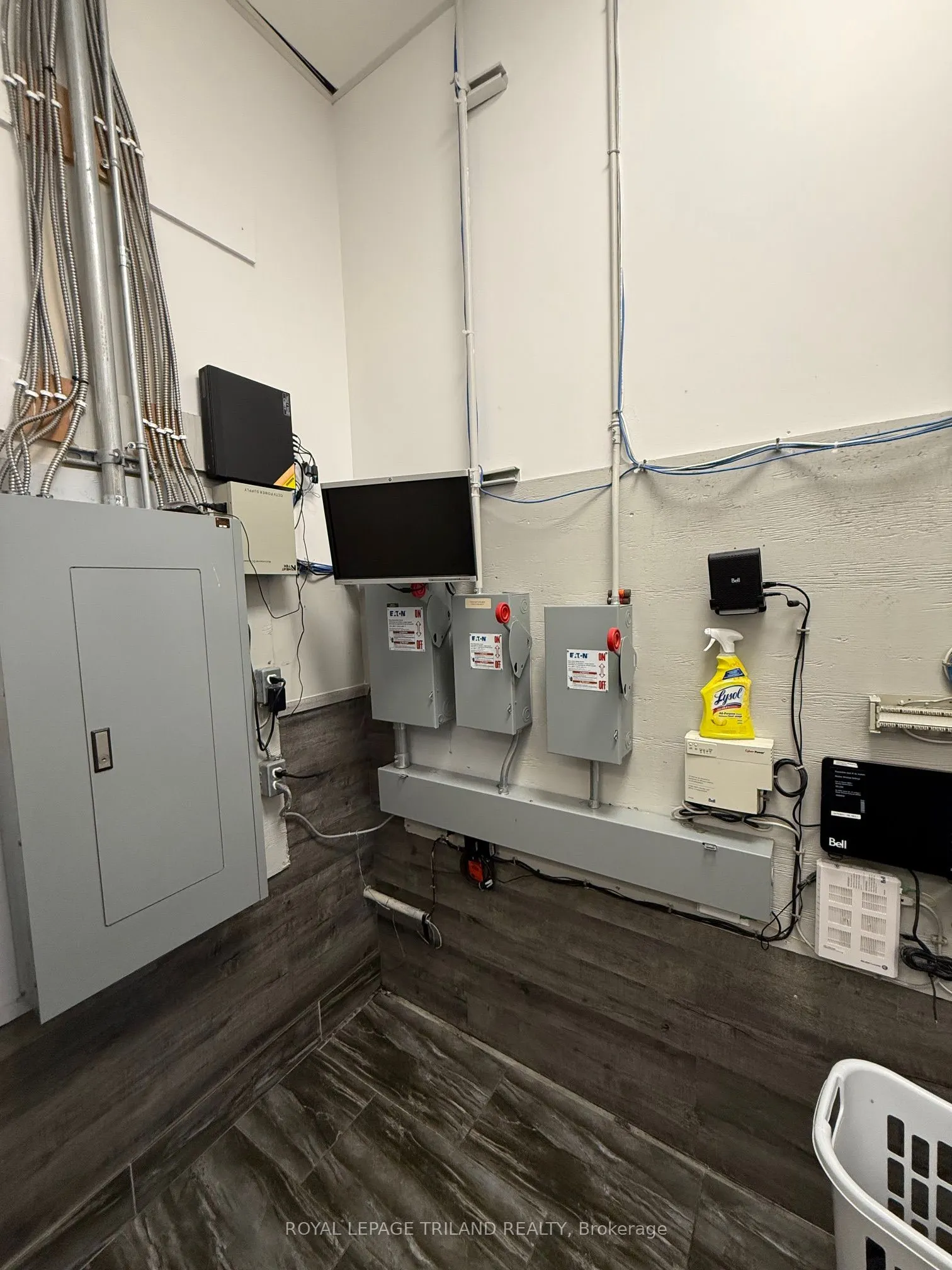 1215 Fanshawe Park Road, #102