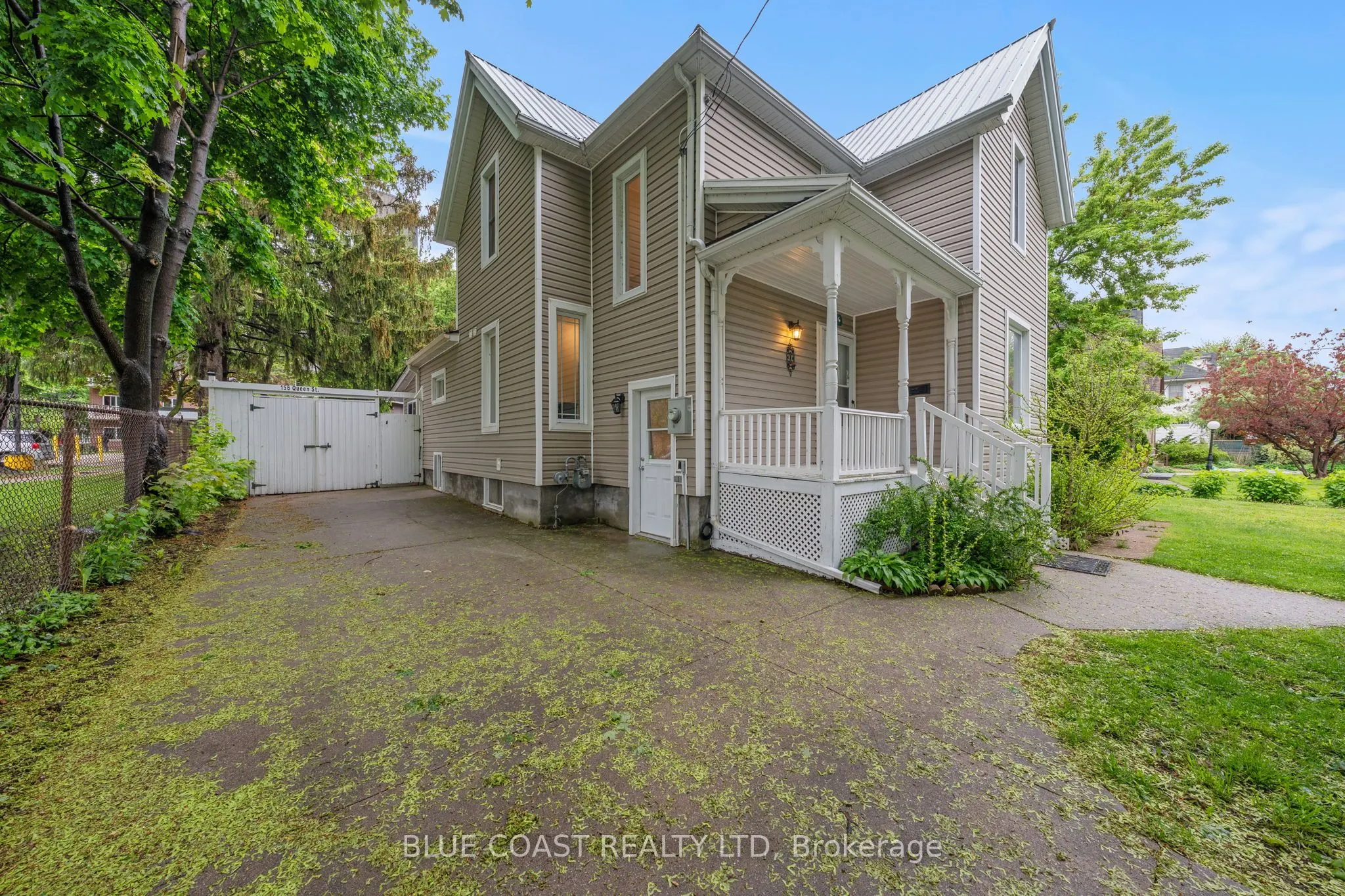 156 Queen Street
