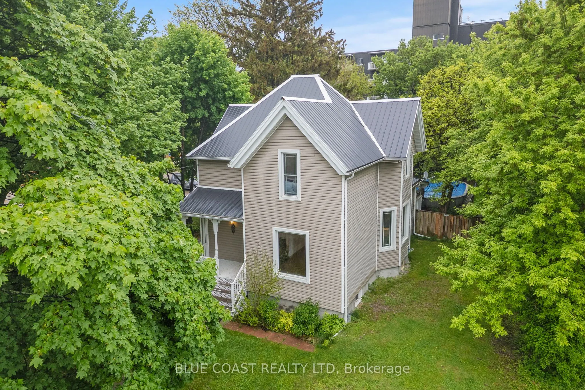 156 Queen Street
