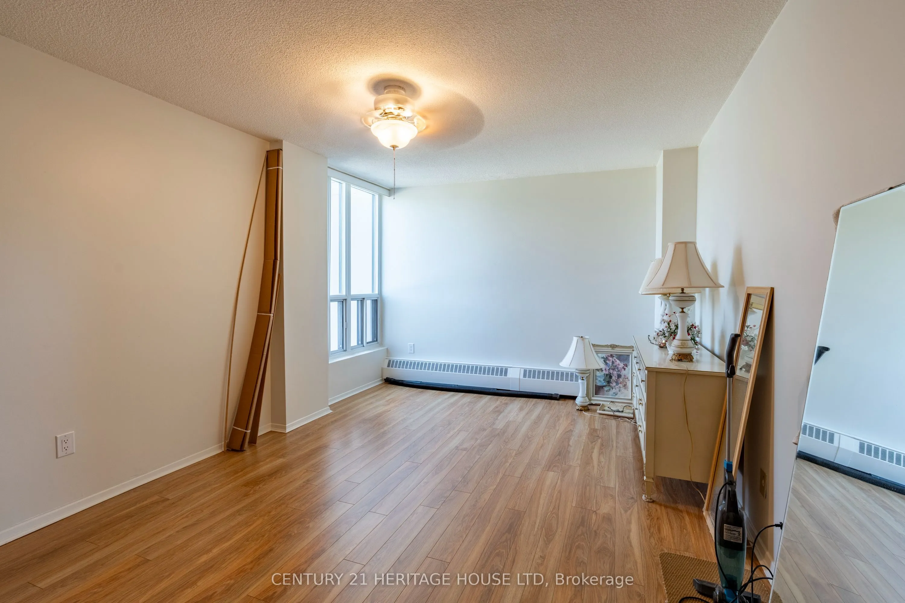 65 Westmount Road N, #110