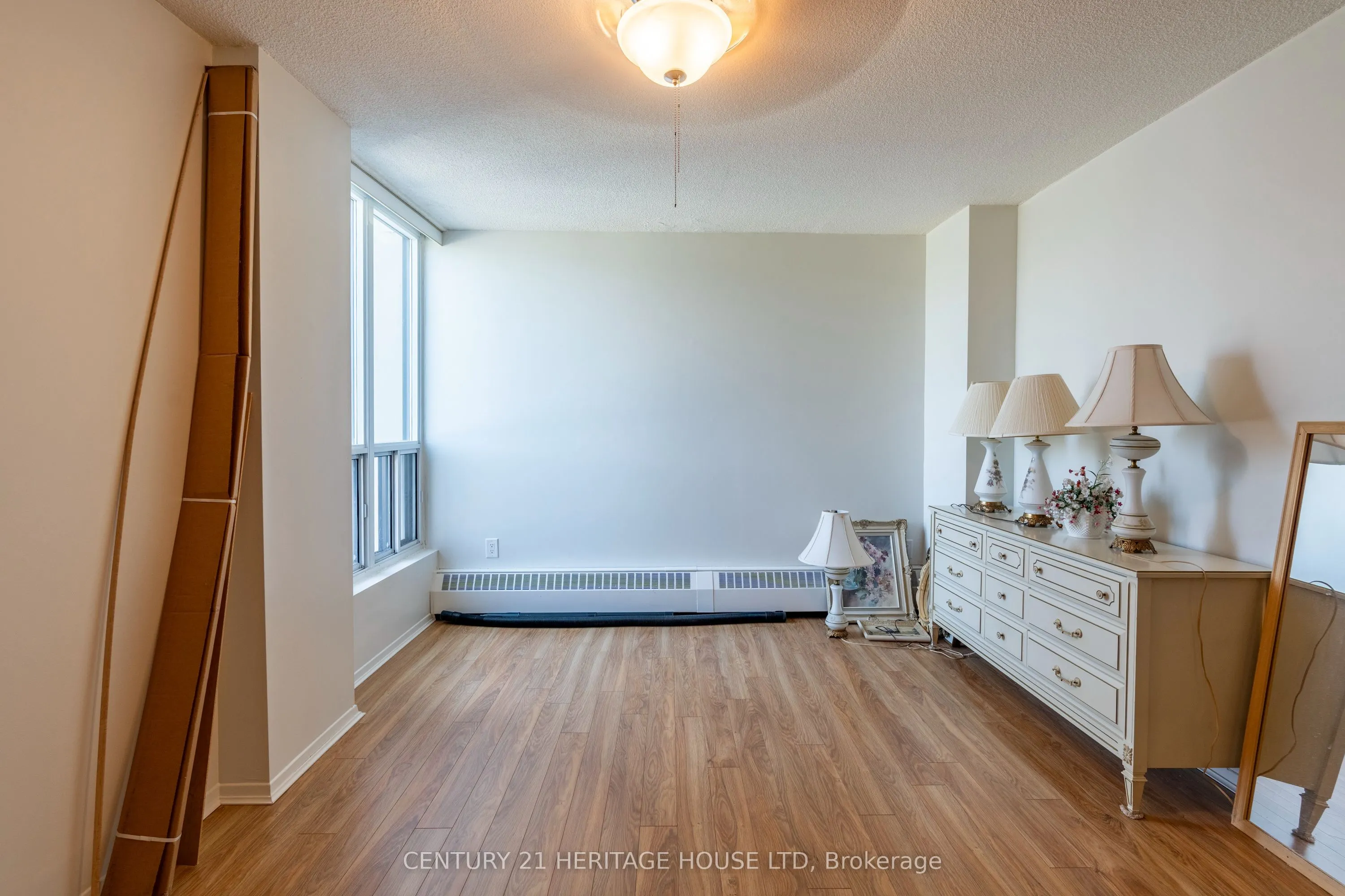 65 Westmount Road N, #110