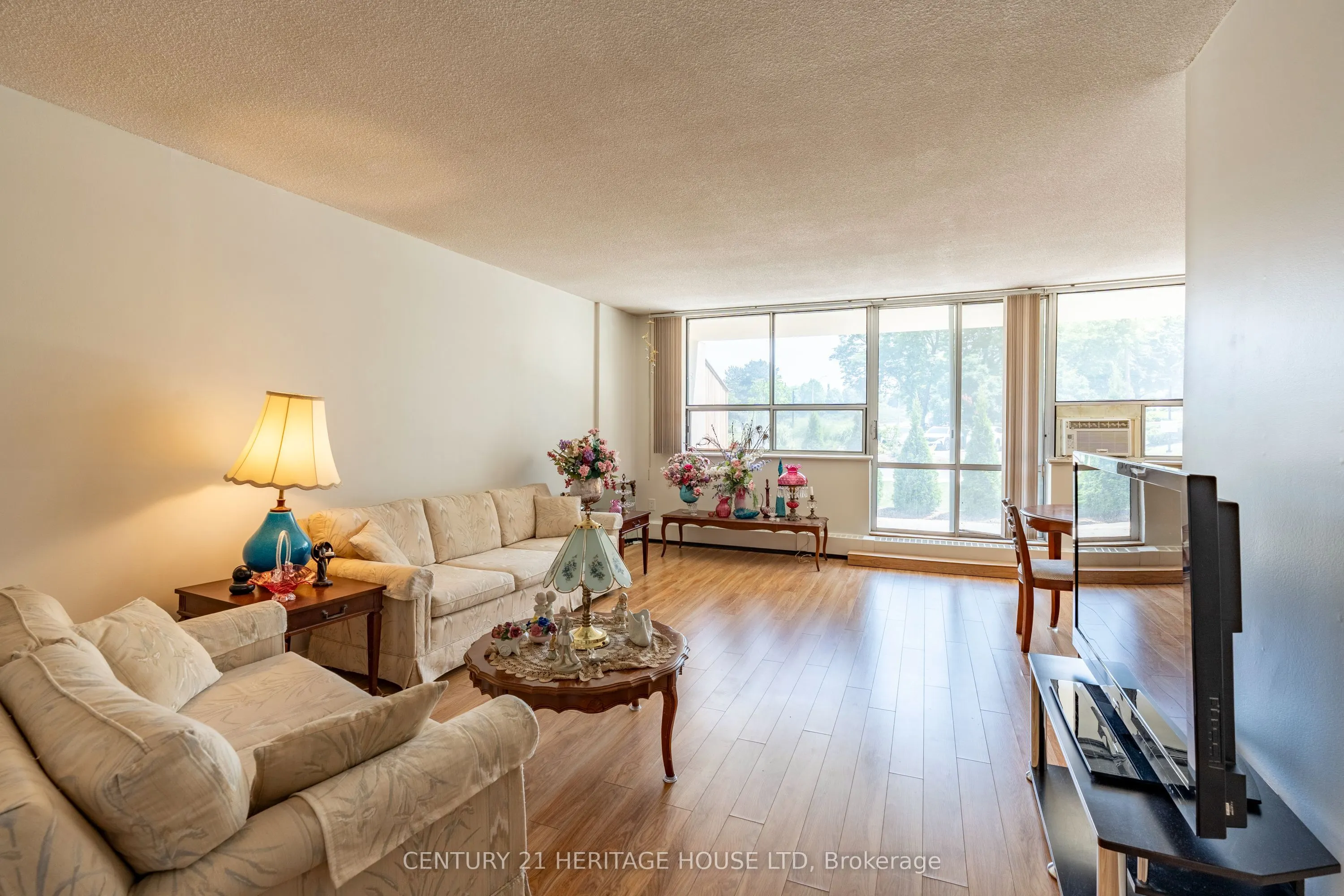 65 Westmount Road N, #110