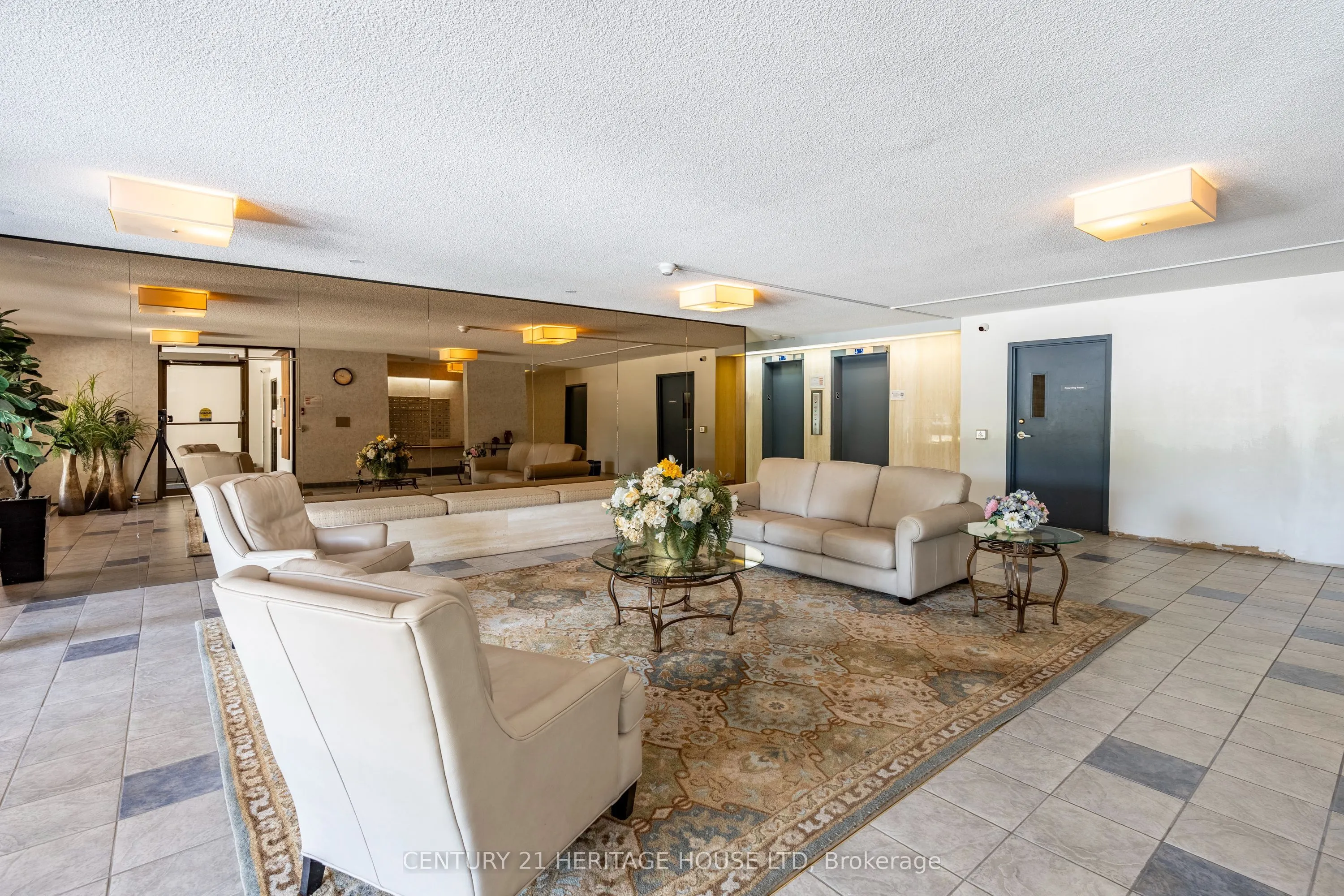 65 Westmount Road N, #110