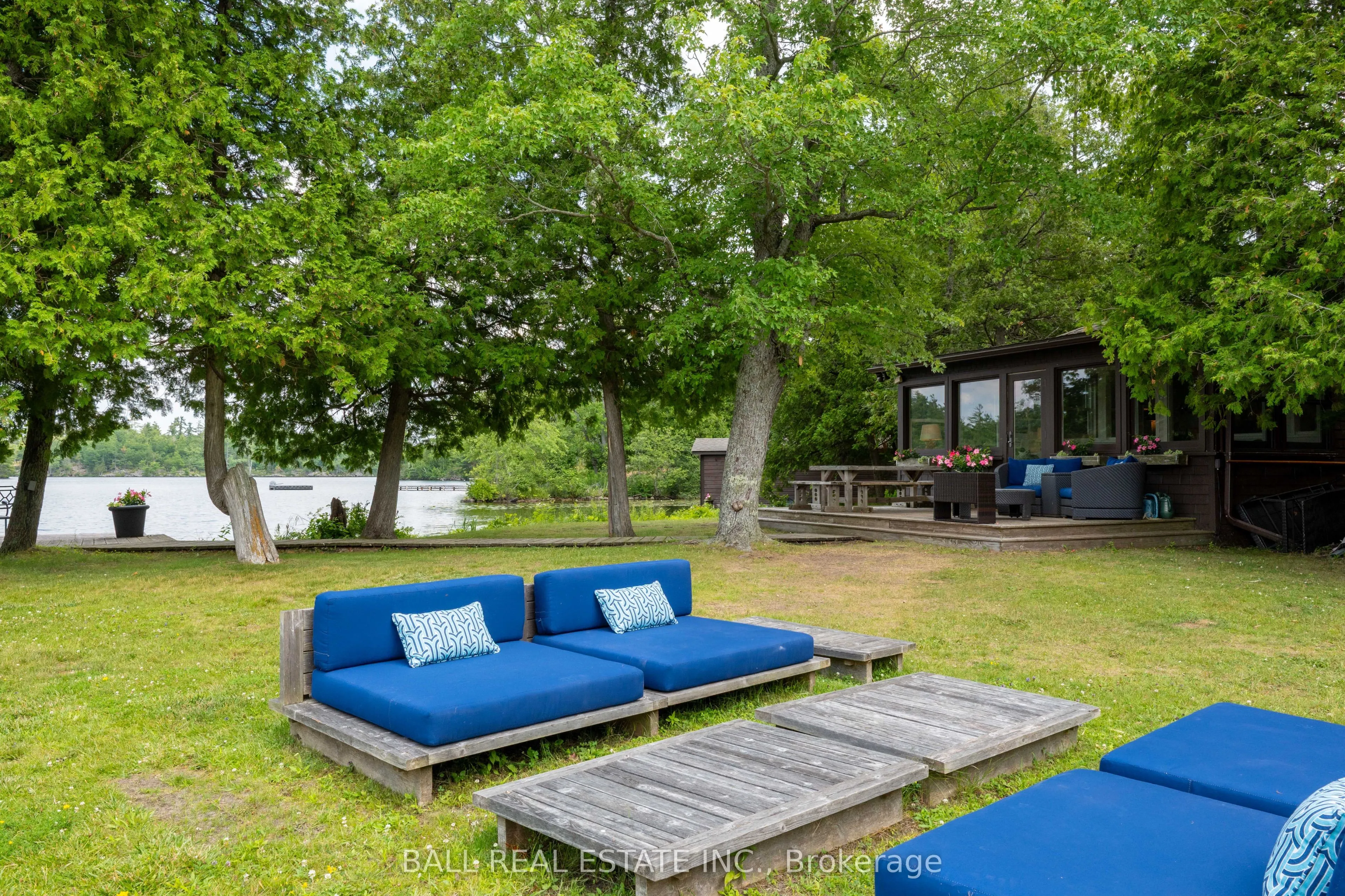 2429 Julia Shore Road W