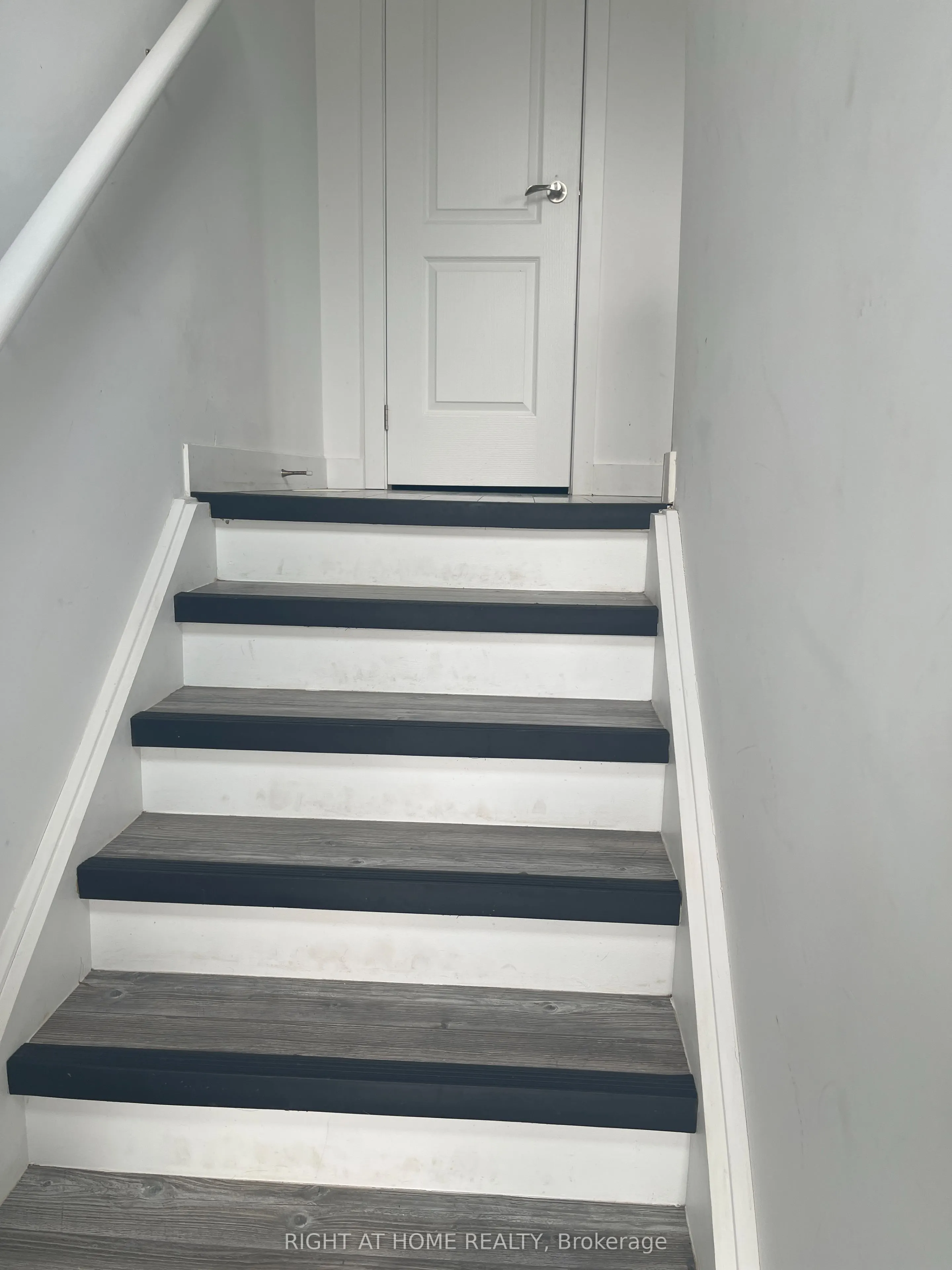 59 Denistoun Street