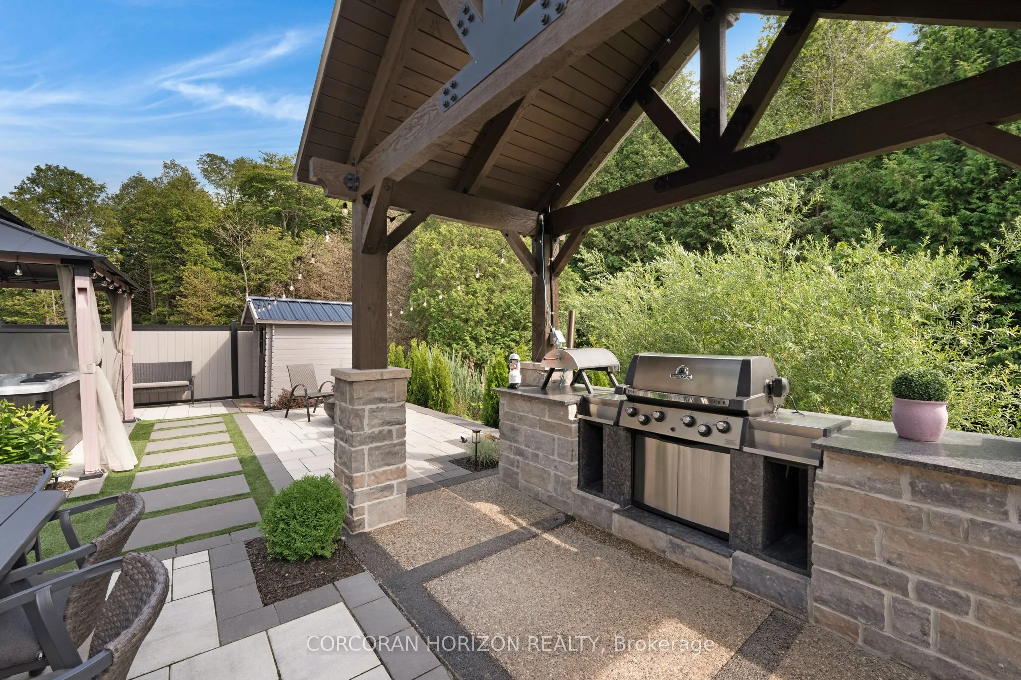 521 Bridgemill Crescent
