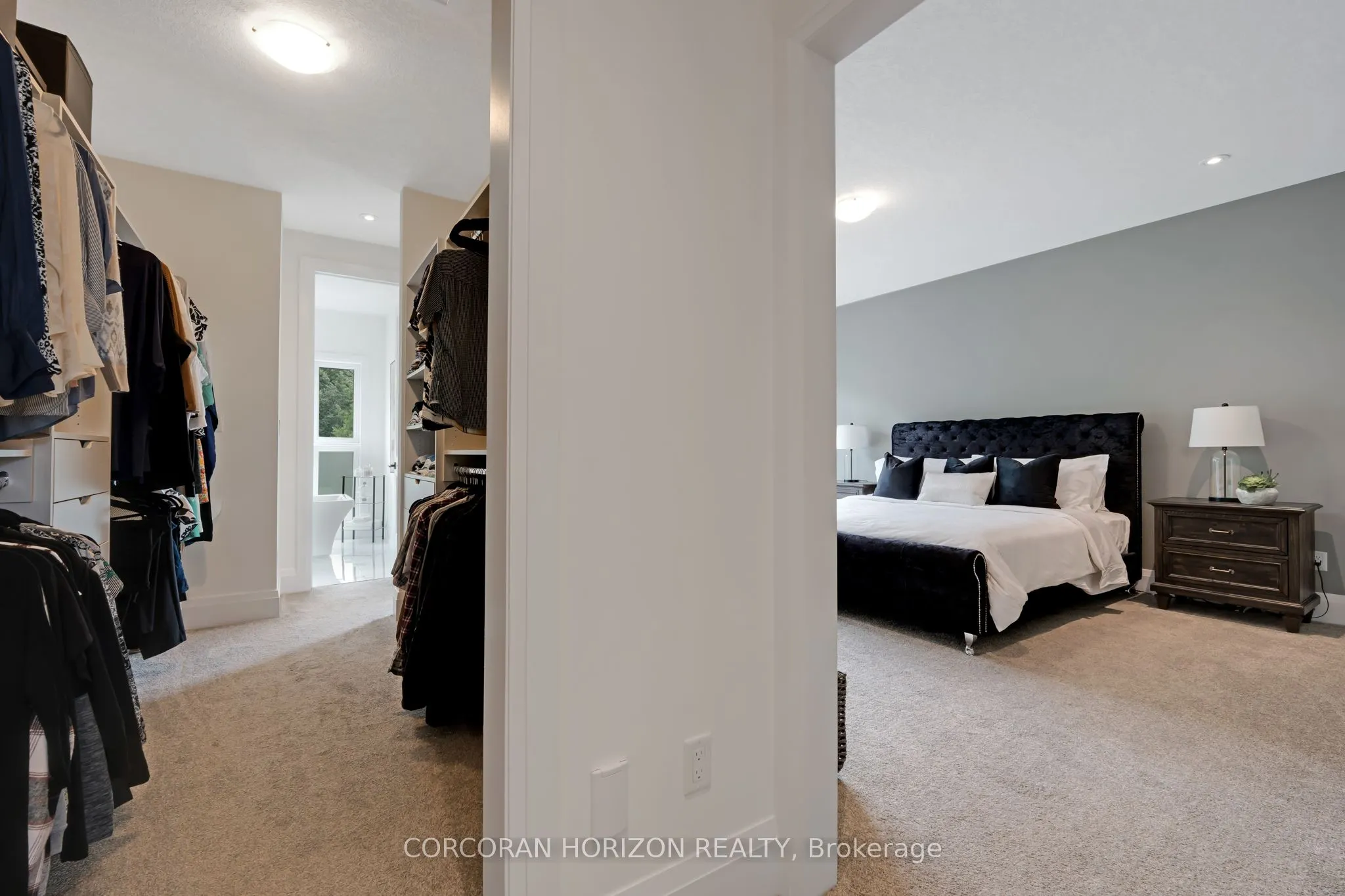 521 Bridgemill Crescent