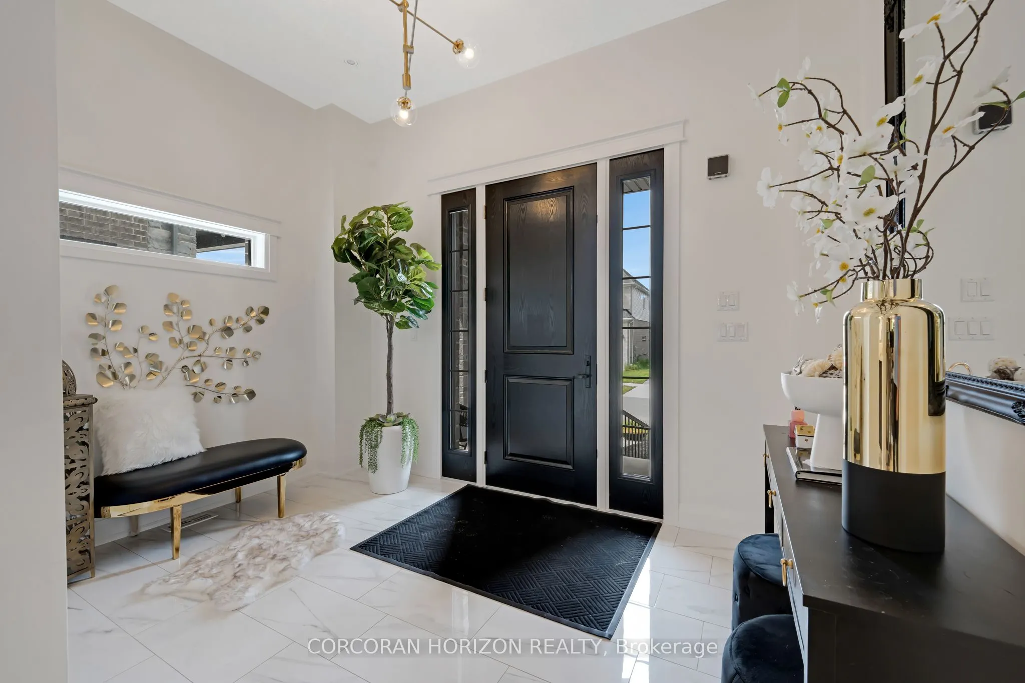 521 Bridgemill Crescent
