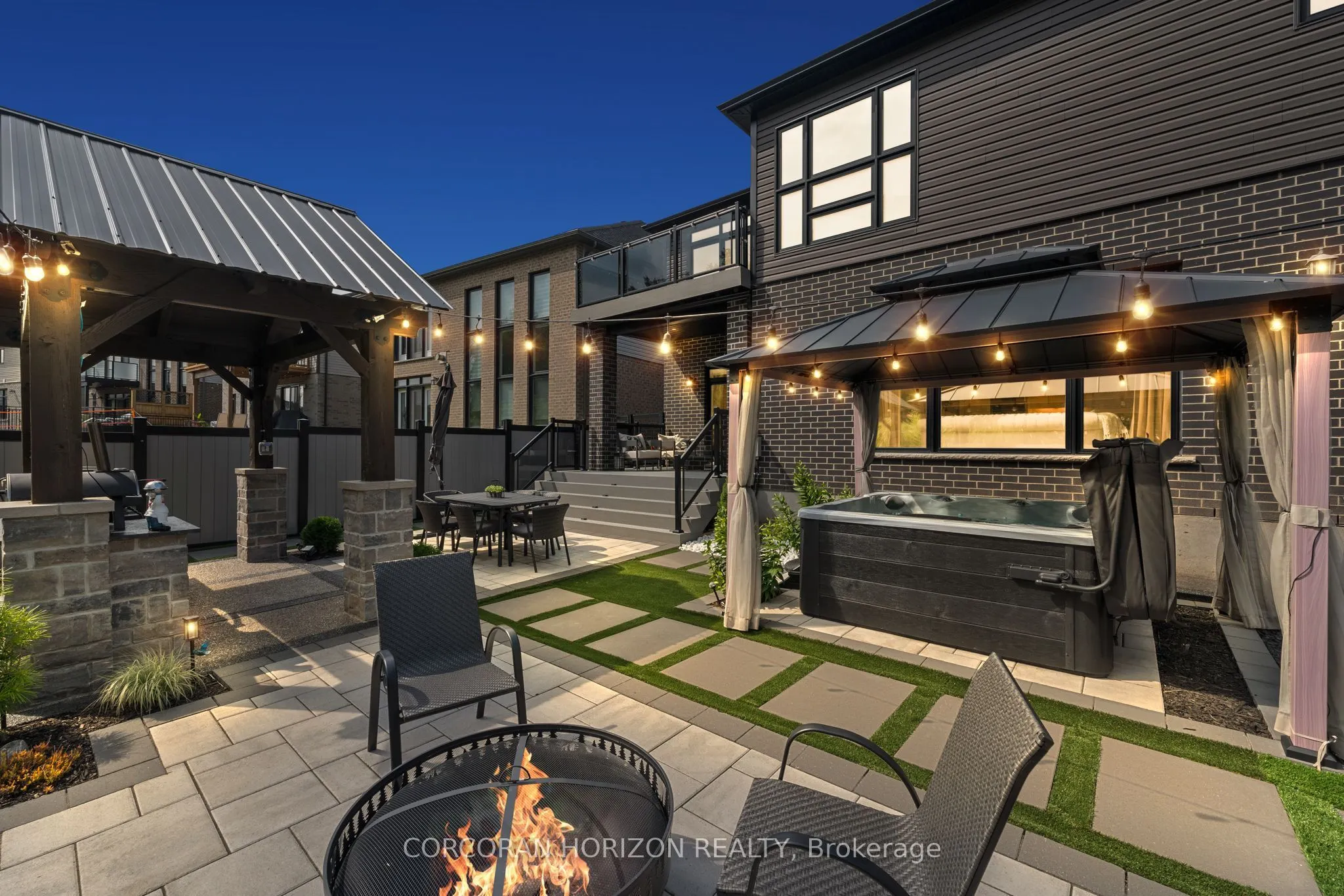 521 Bridgemill Crescent