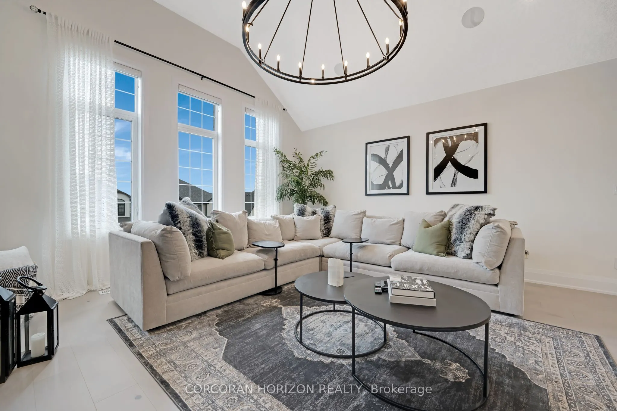 521 Bridgemill Crescent