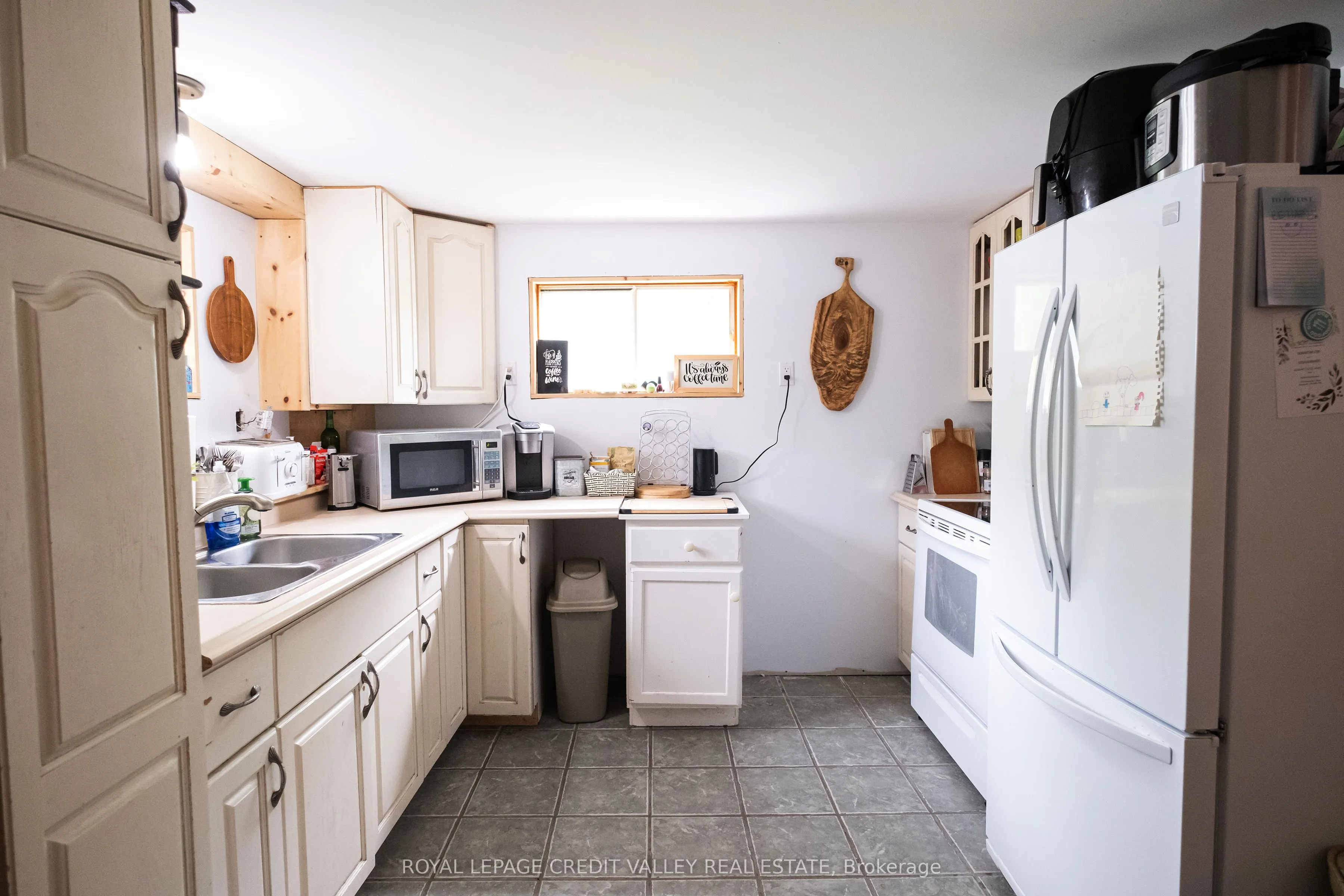 4876 Stirling-Marmora Road