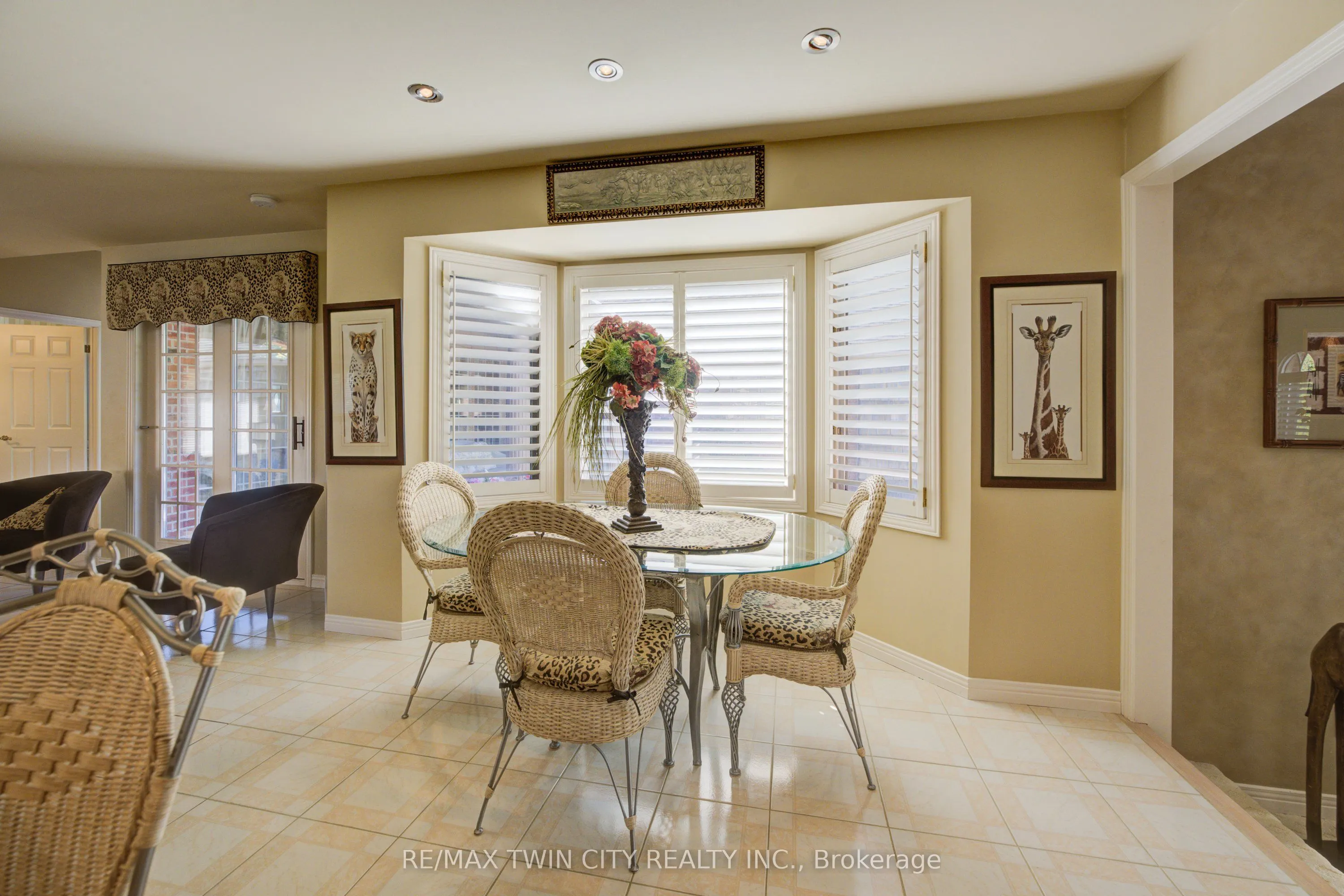 592 Manorwood Court