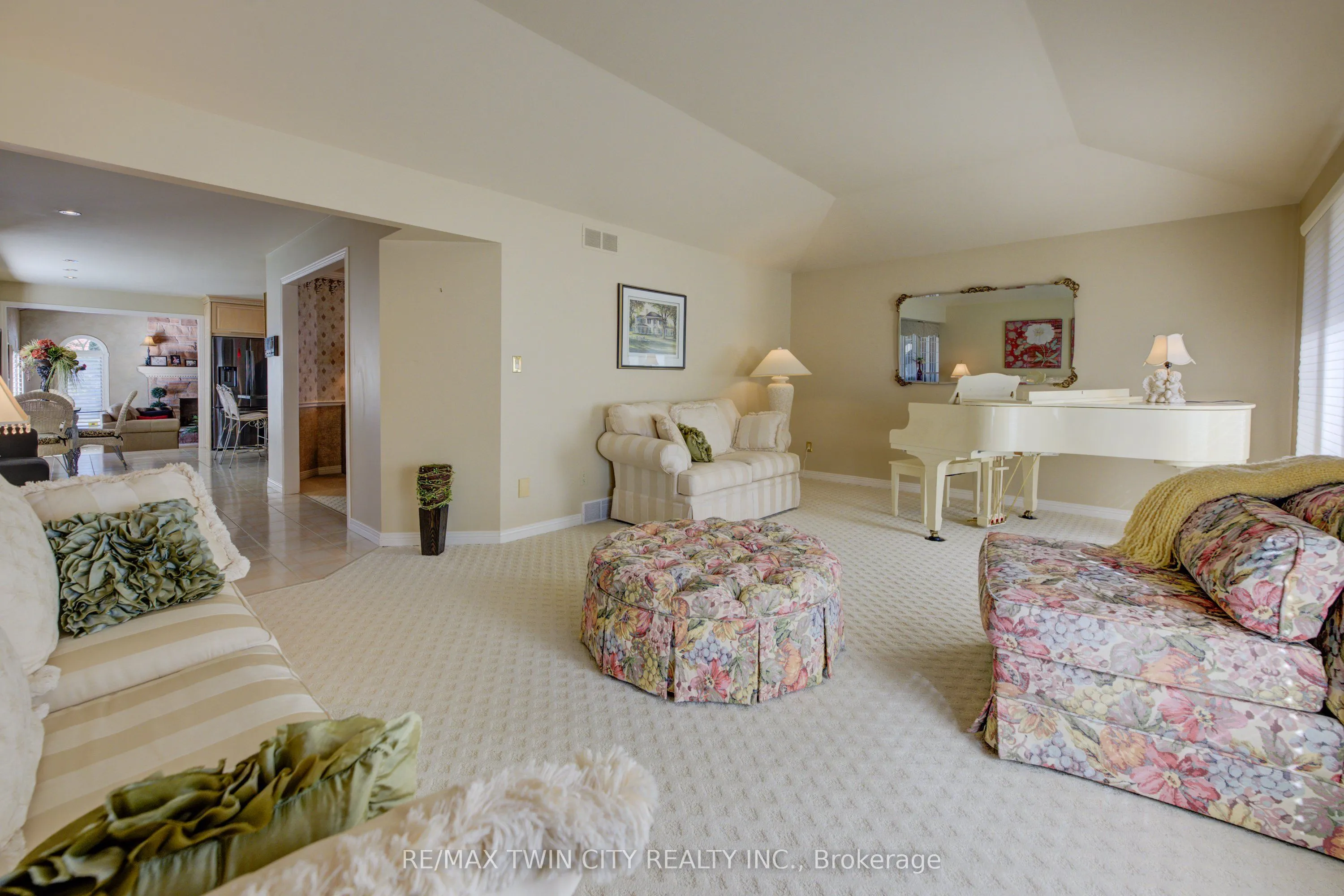 592 Manorwood Court