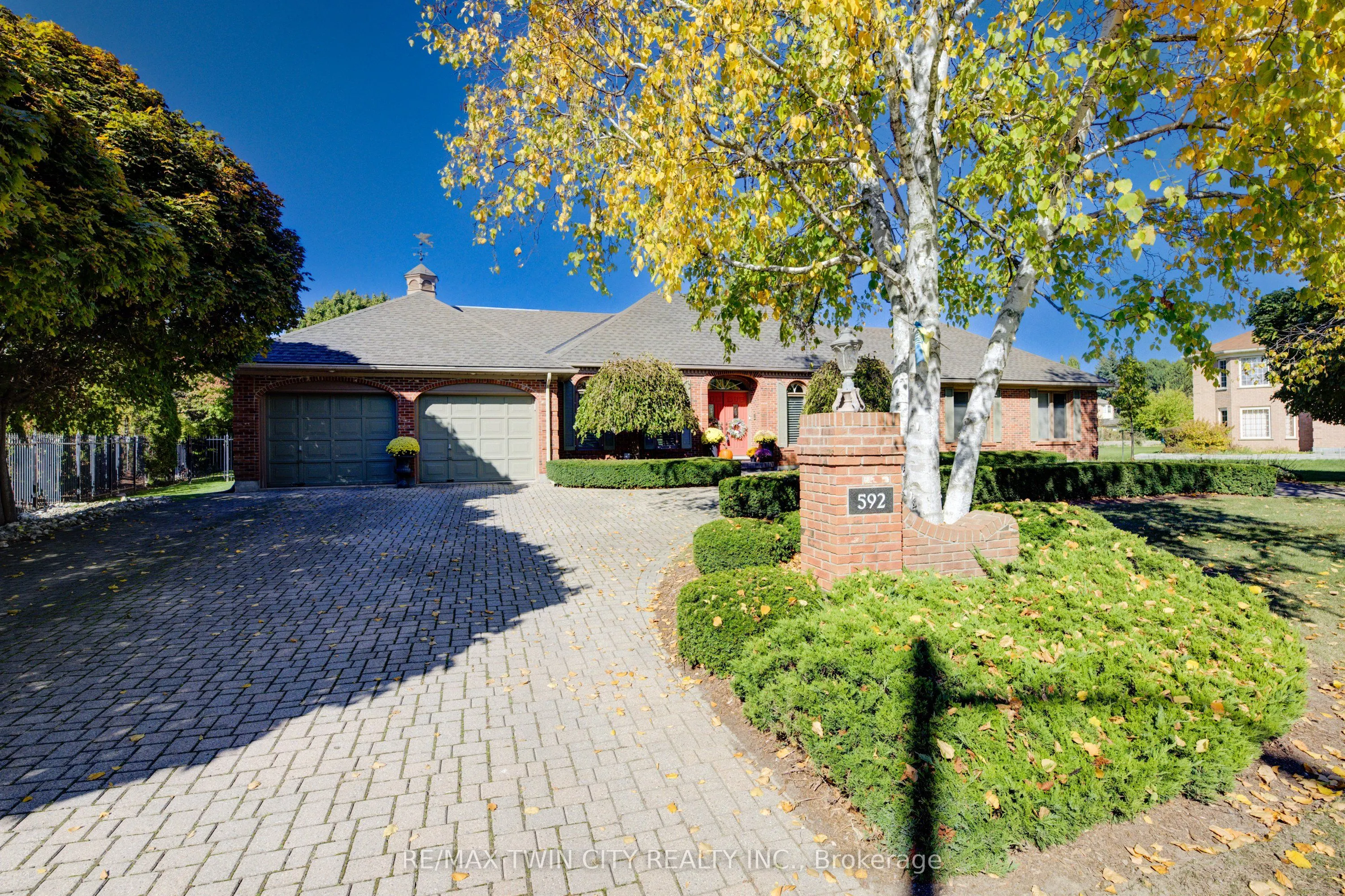 592 Manorwood Court