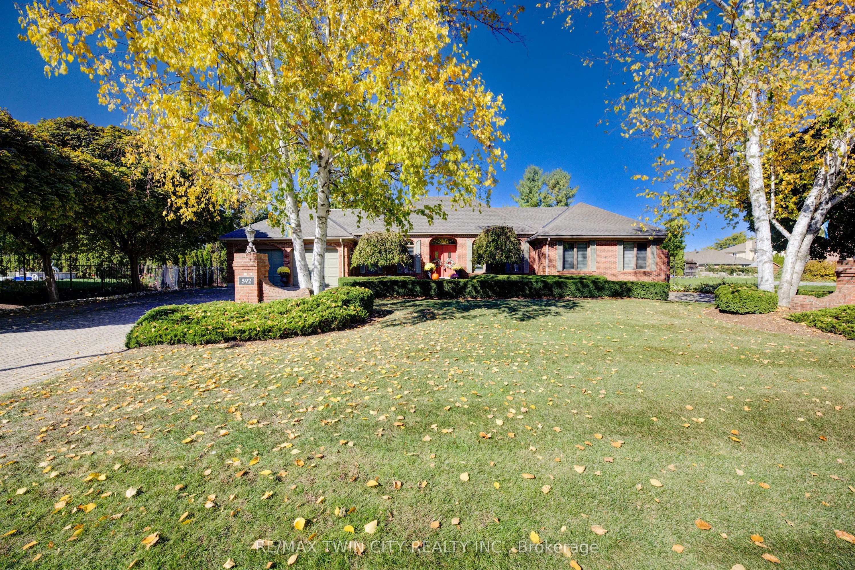 592 Manorwood Court