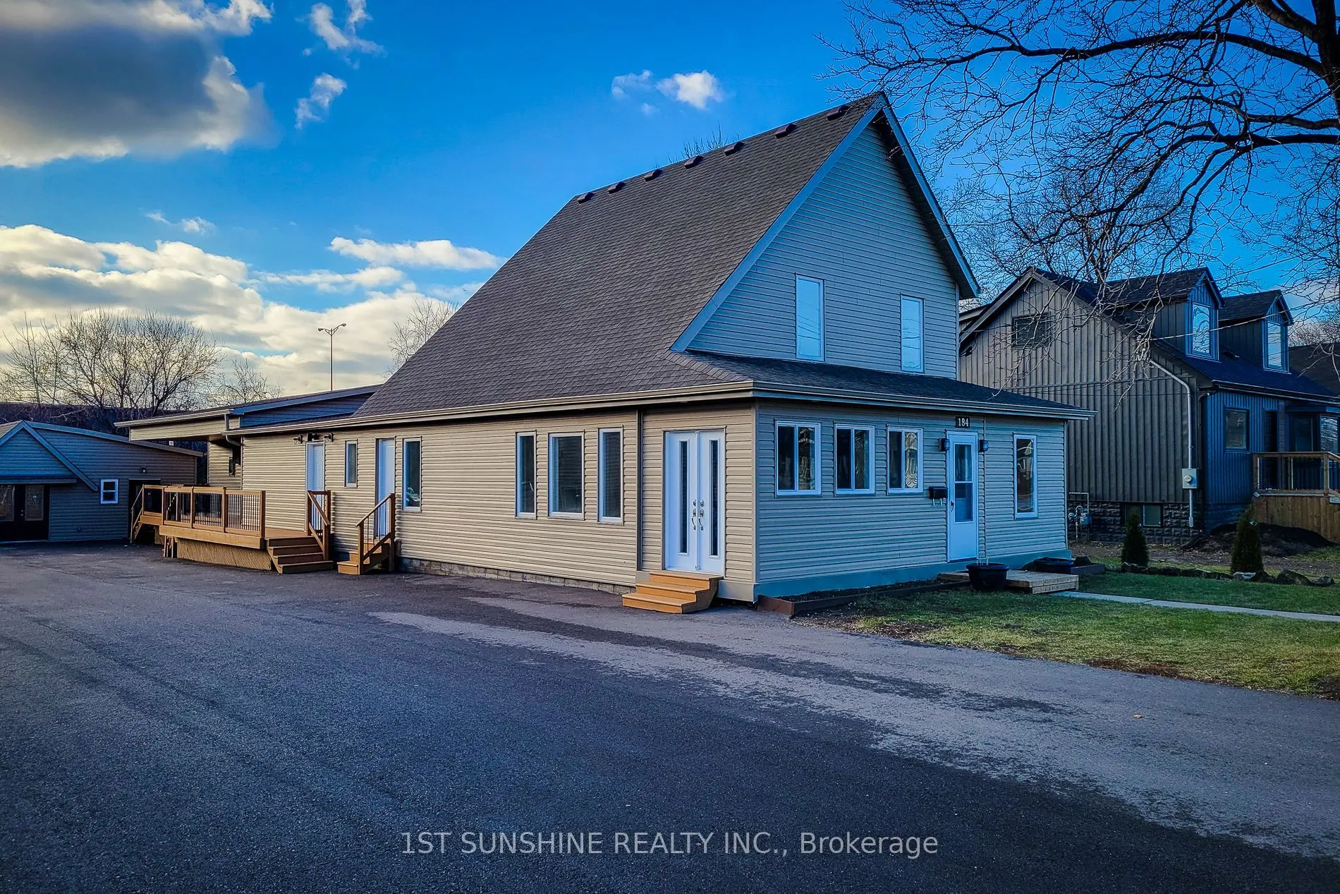 184 Beach Boulevard