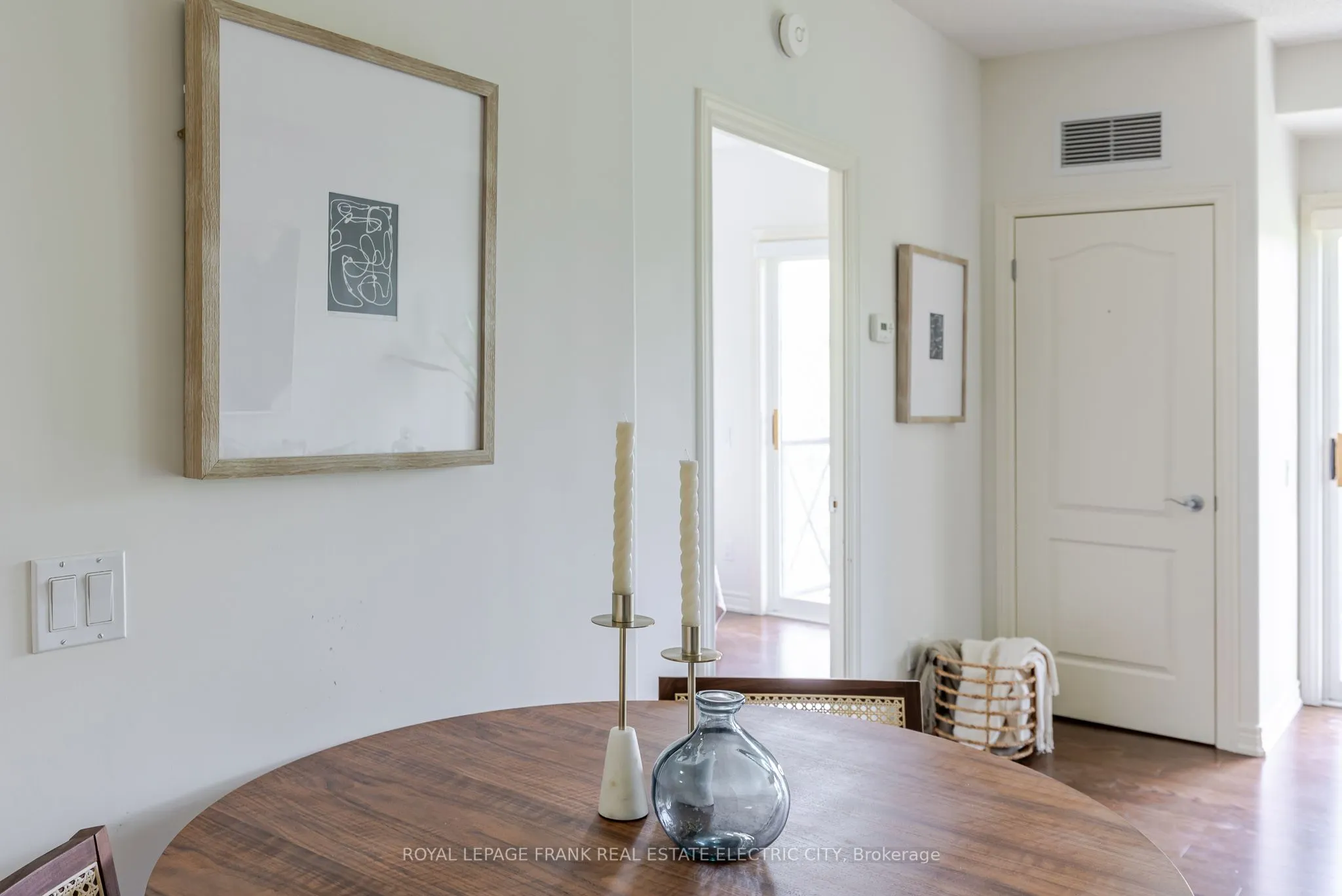 869 Clonsilla Avenue, #217
