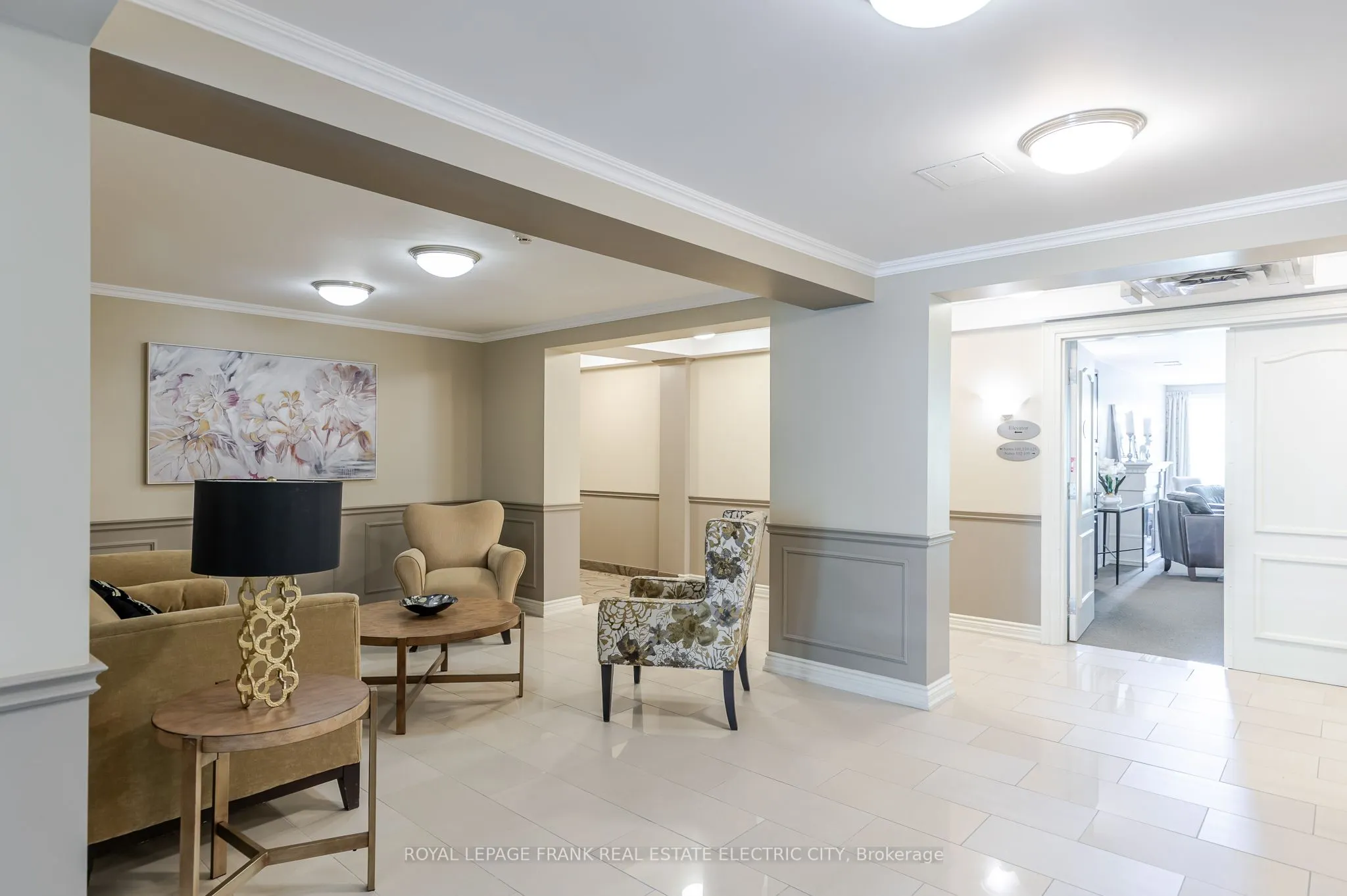 869 Clonsilla Avenue, #217