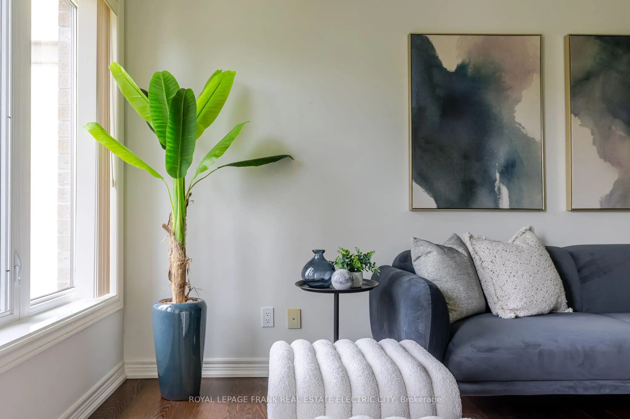 869 Clonsilla Avenue, #217