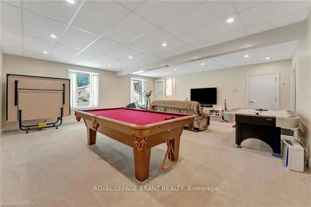 2257 Swimming Pool Road
