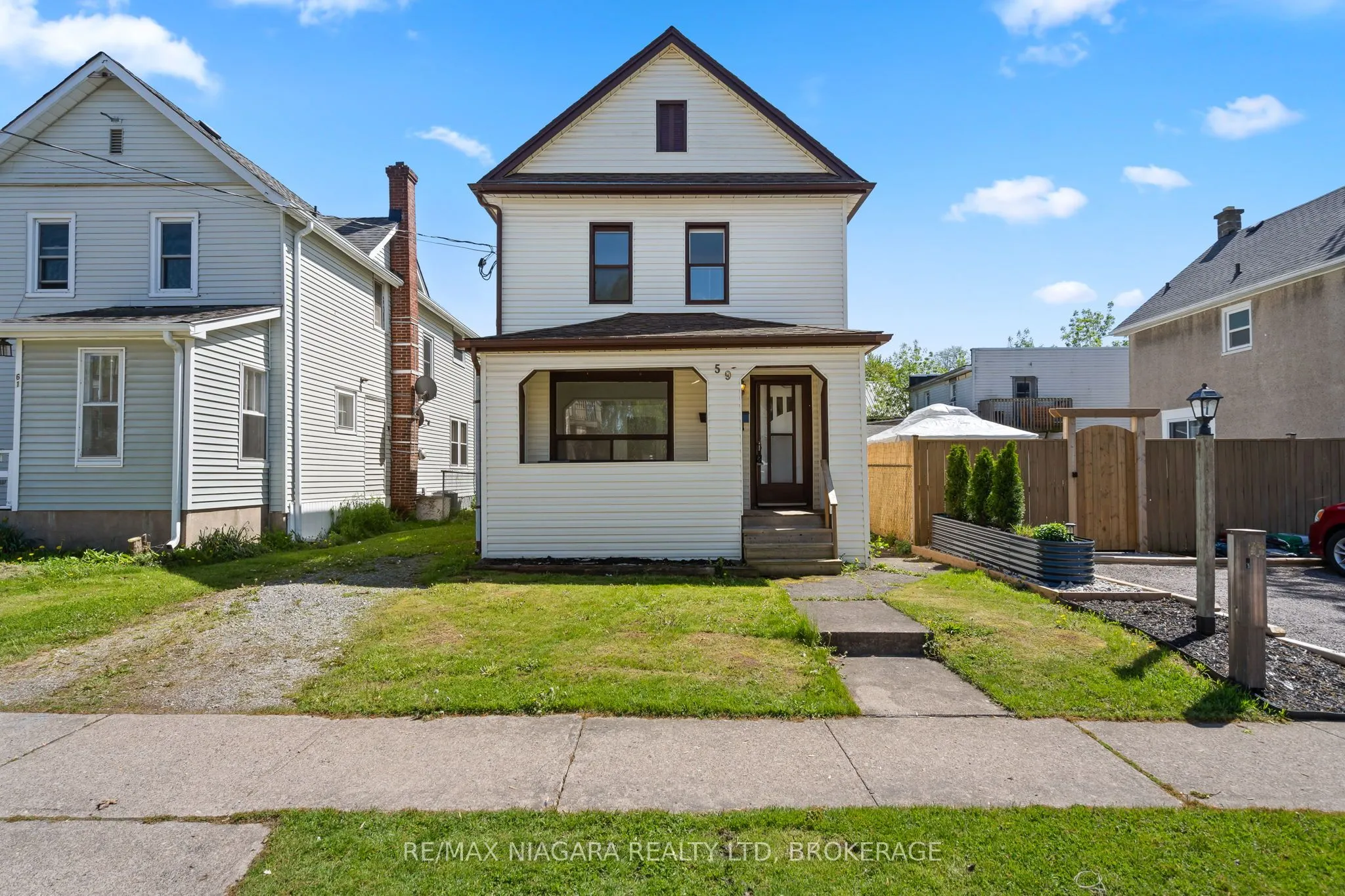 59 Asher Street