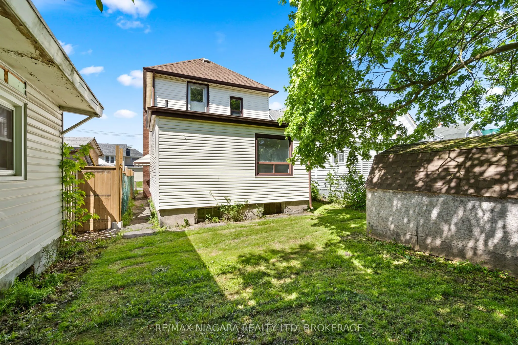 59 Asher Street