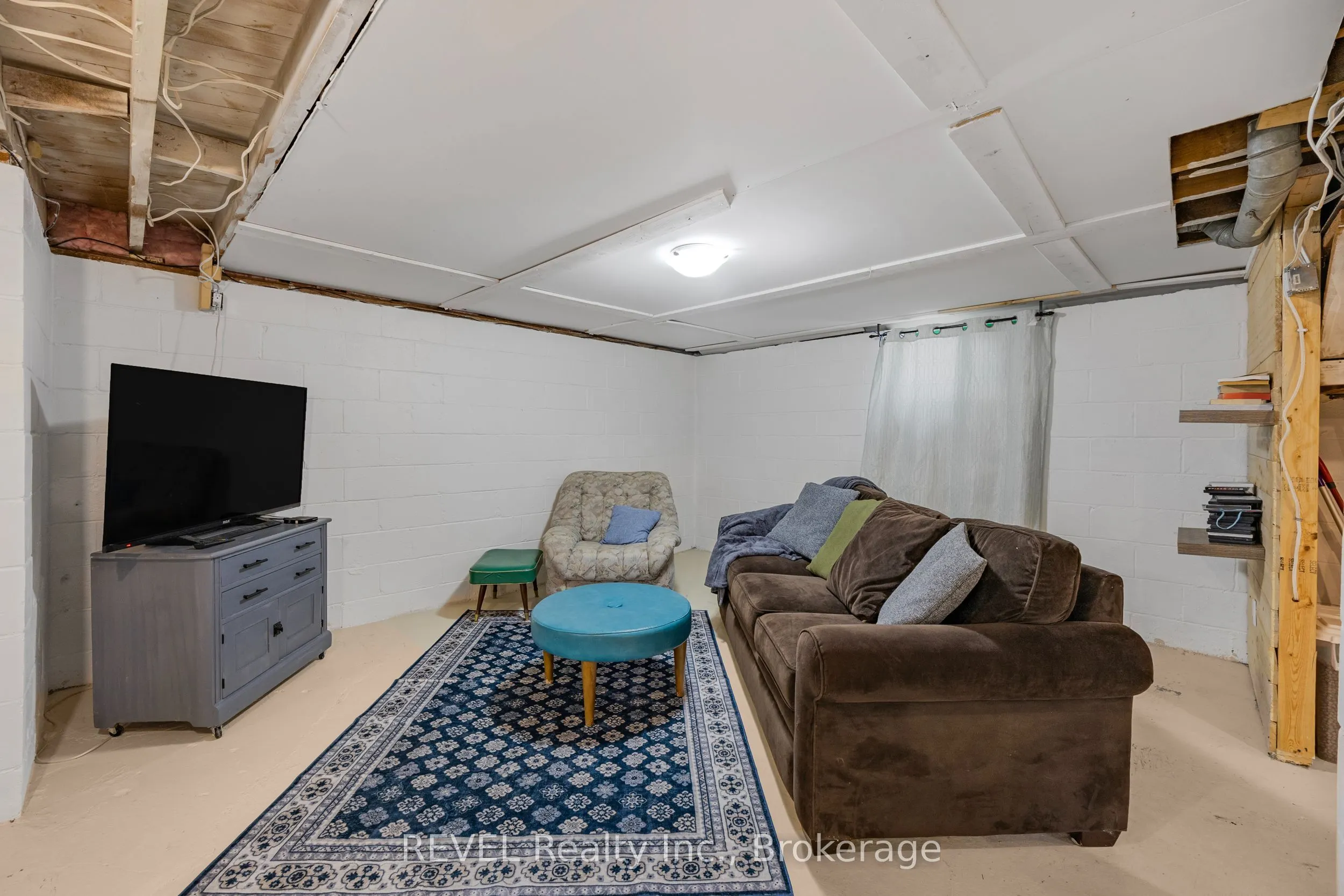 146 Gray Road